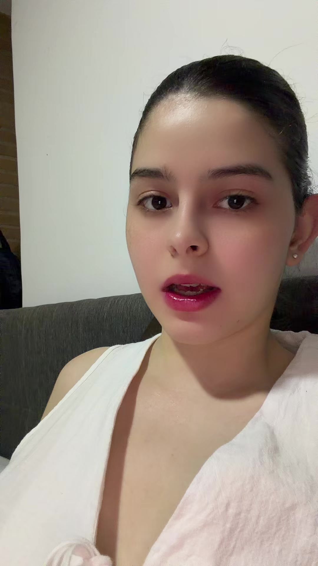 @luceroanahit