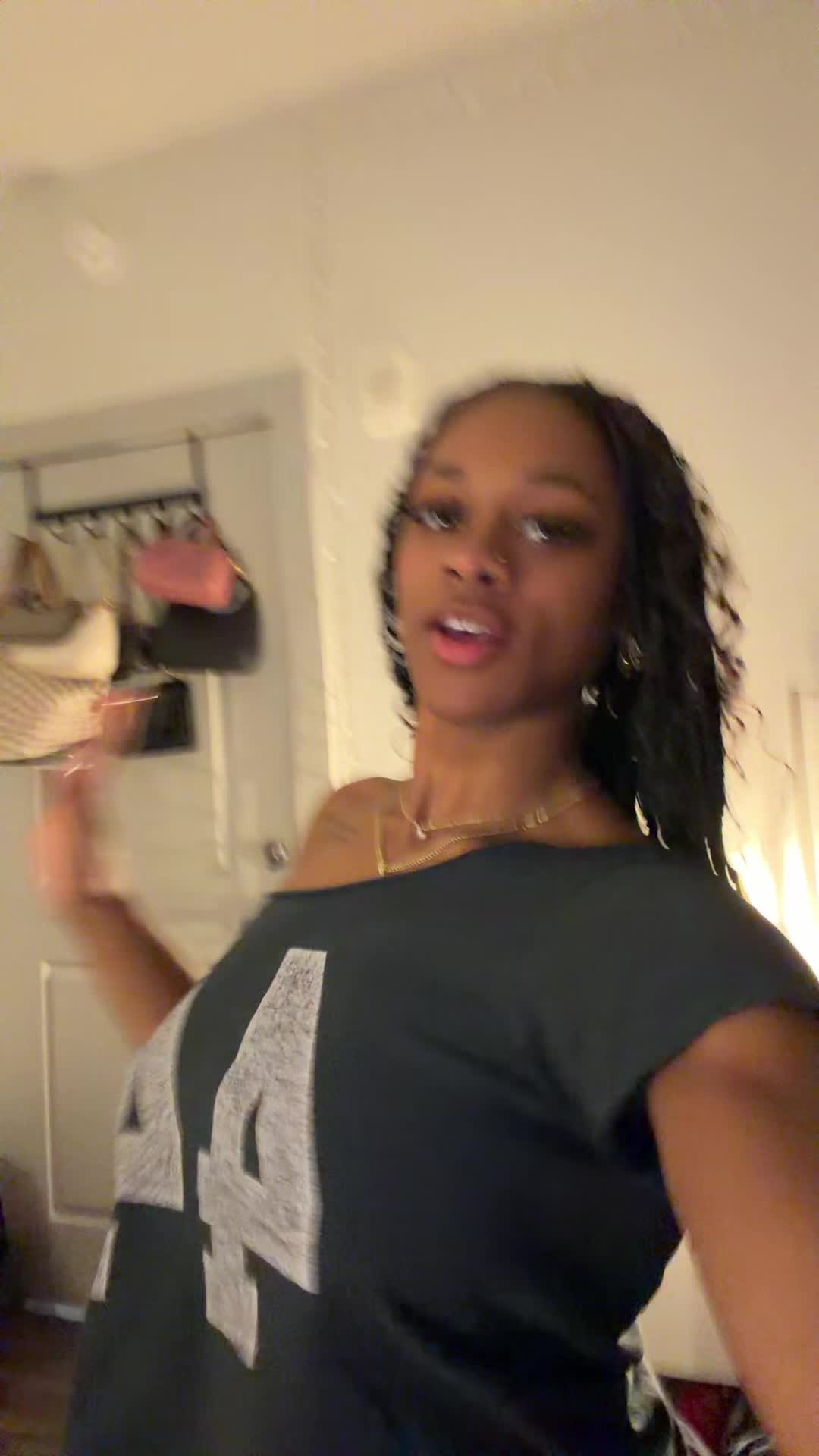 @Amari