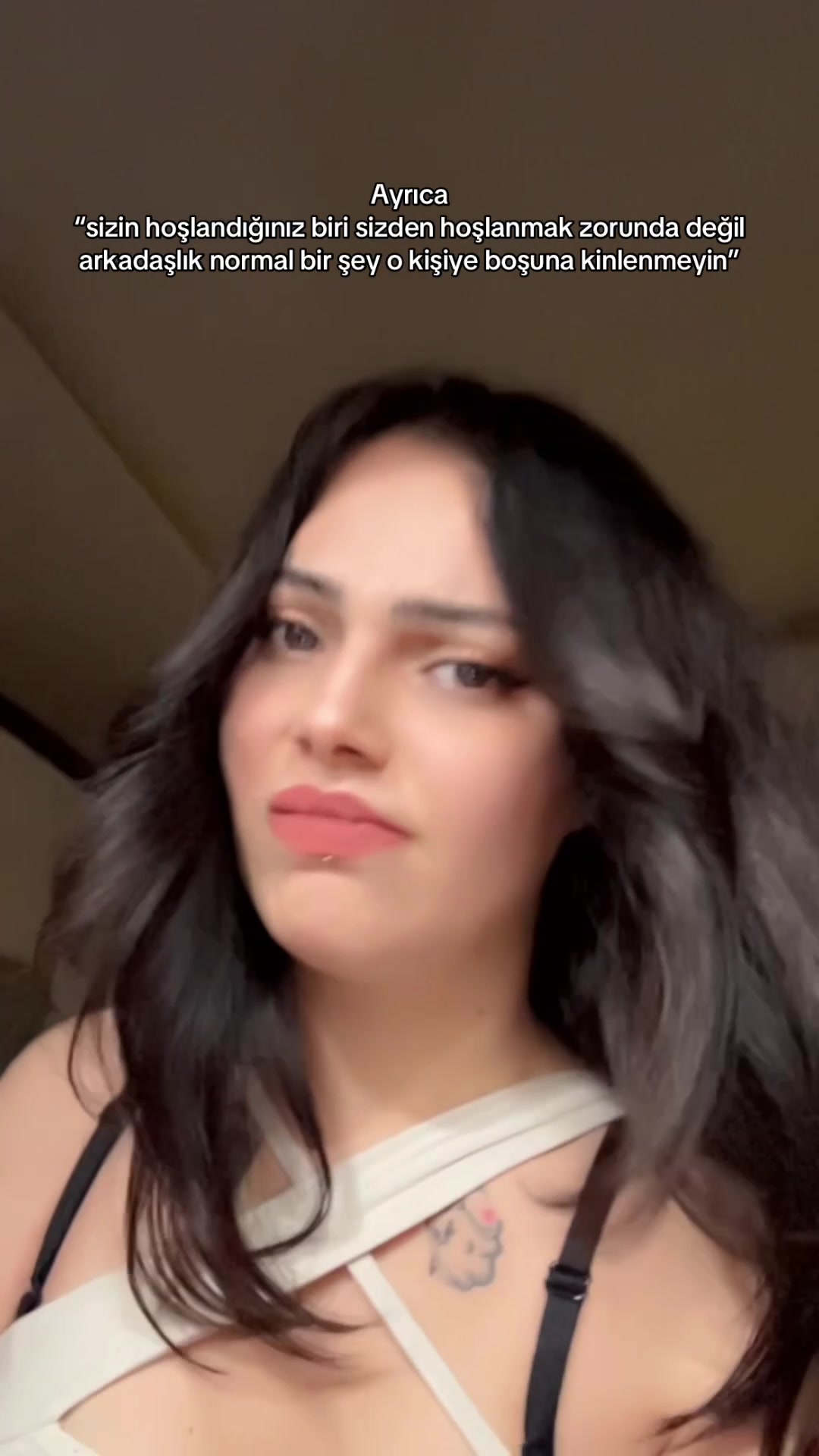 @Özgemssi 💅🏻