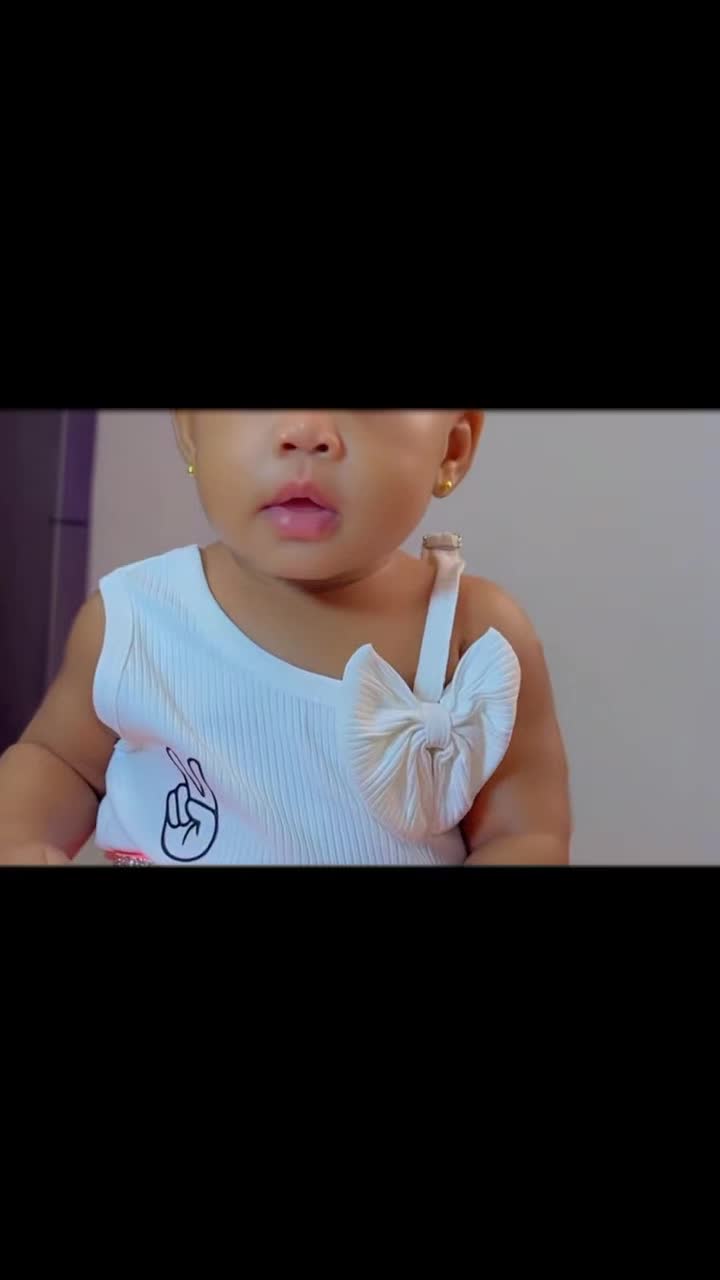 @Roselyne Layo