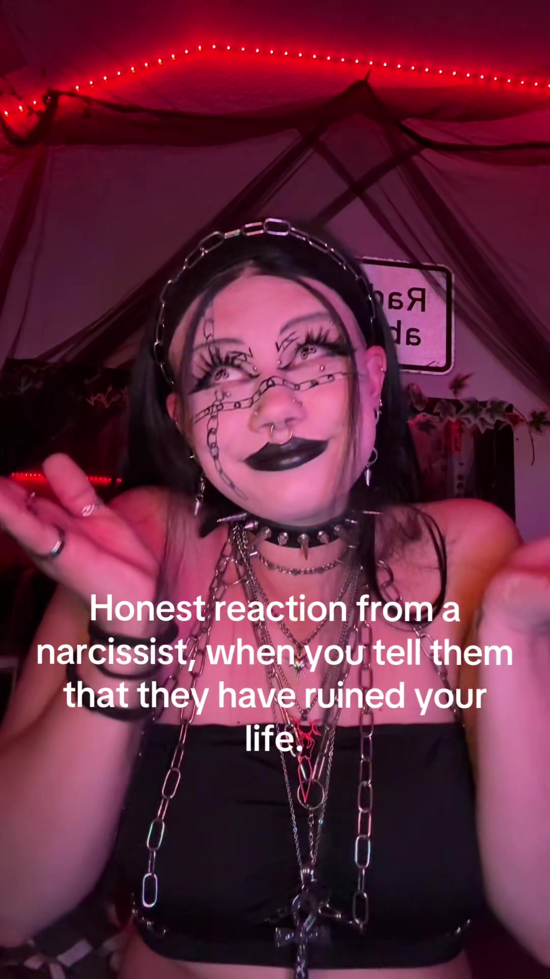 @Elina