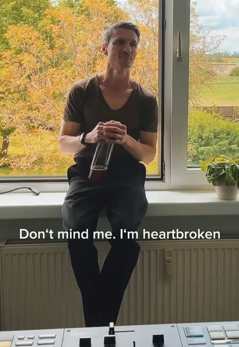 @AVELØ | DJ