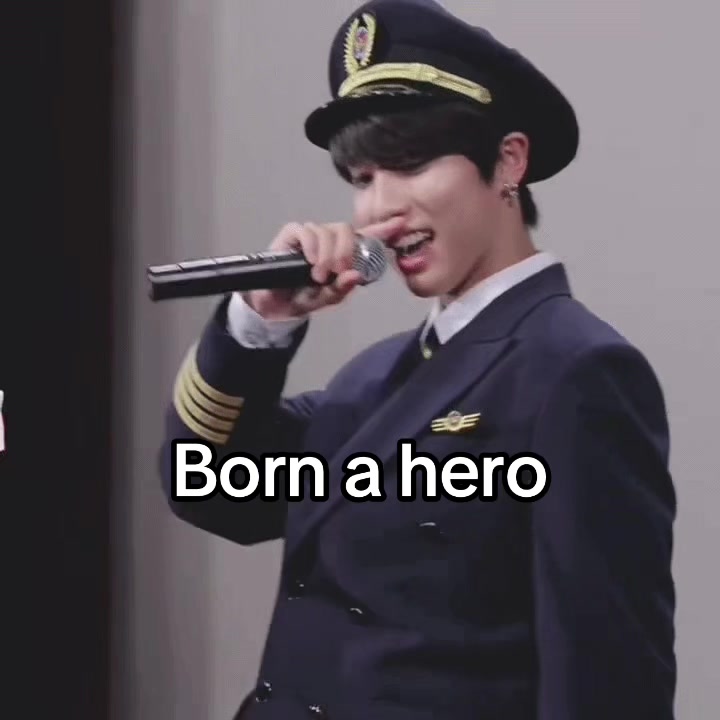 @𝘚𝘩𝘰𝘳𝘵𝘺 ᥫ᭡.