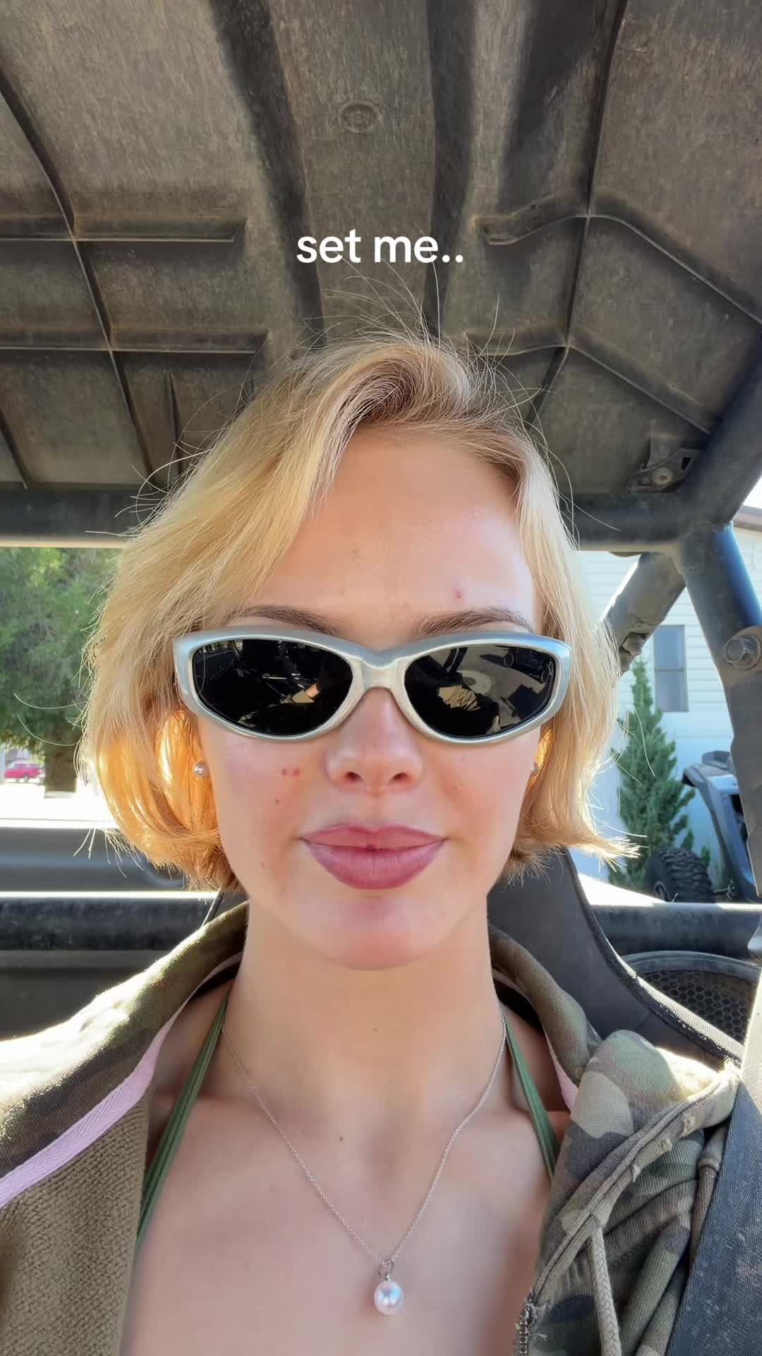 @rachelleahtia