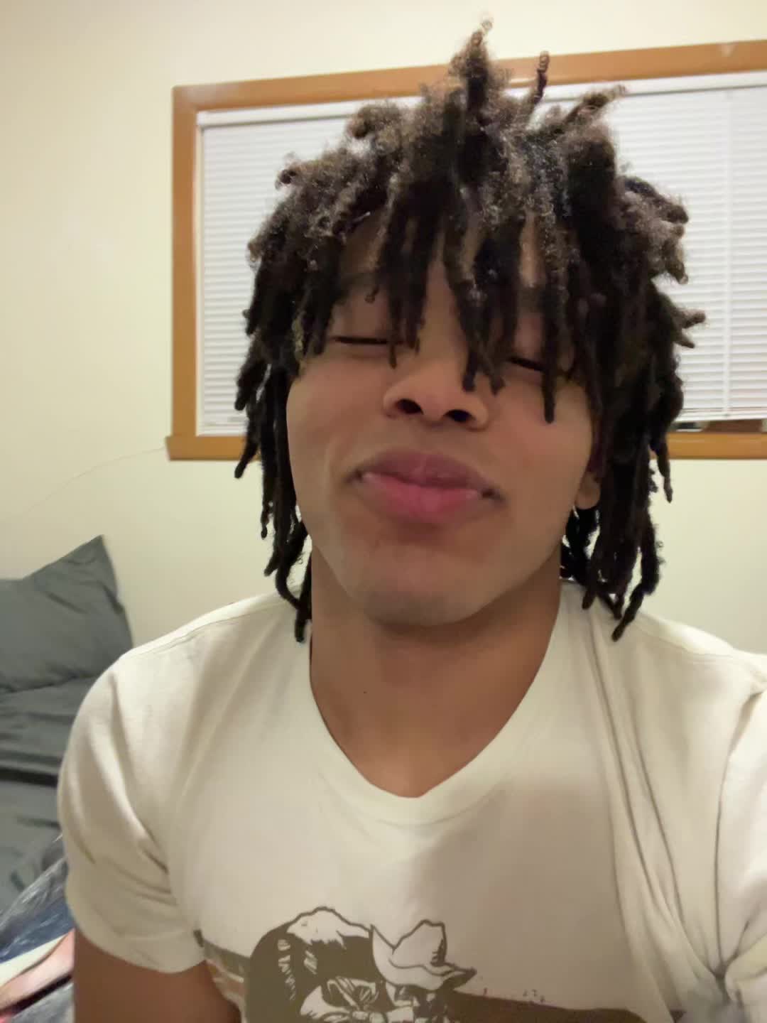 @🕴️