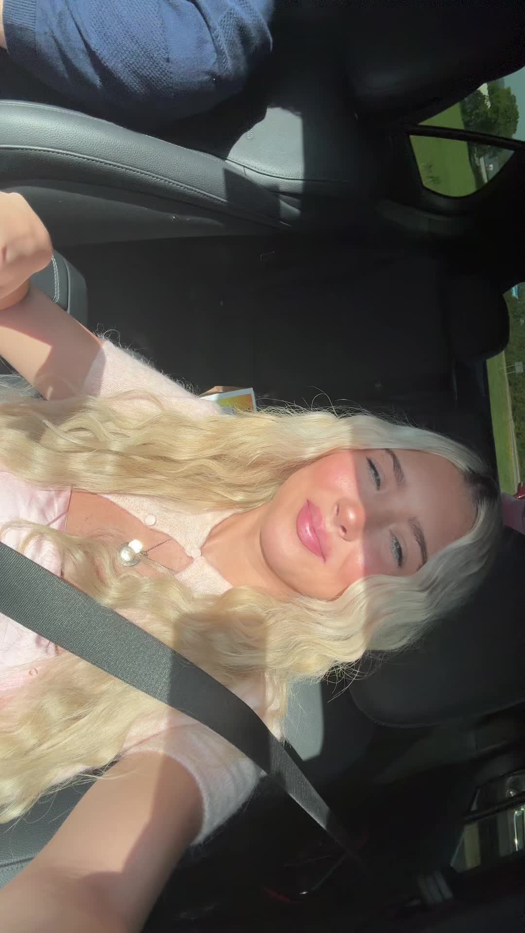 @zoejriserr