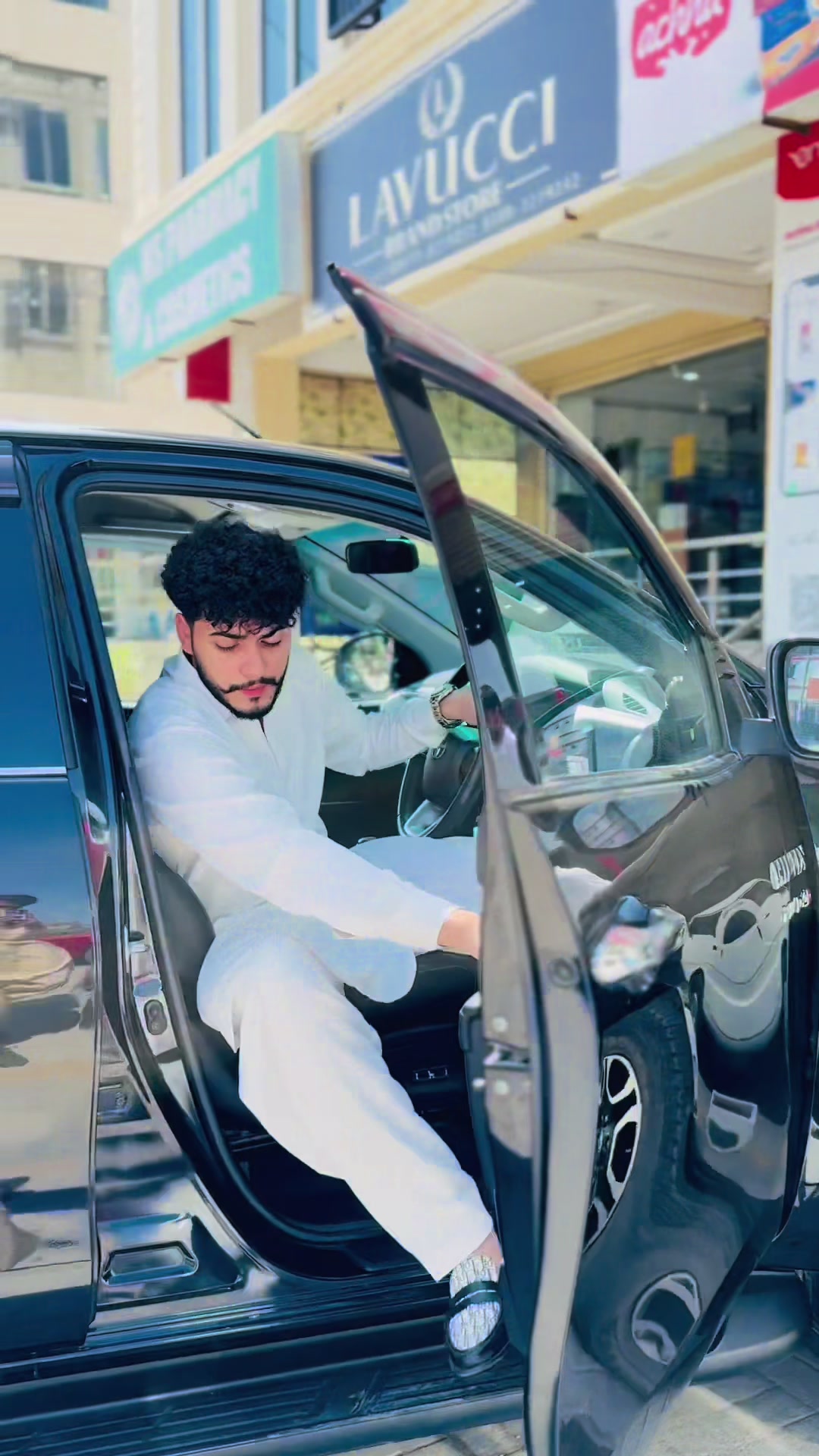 @MR SHEIKH 👑