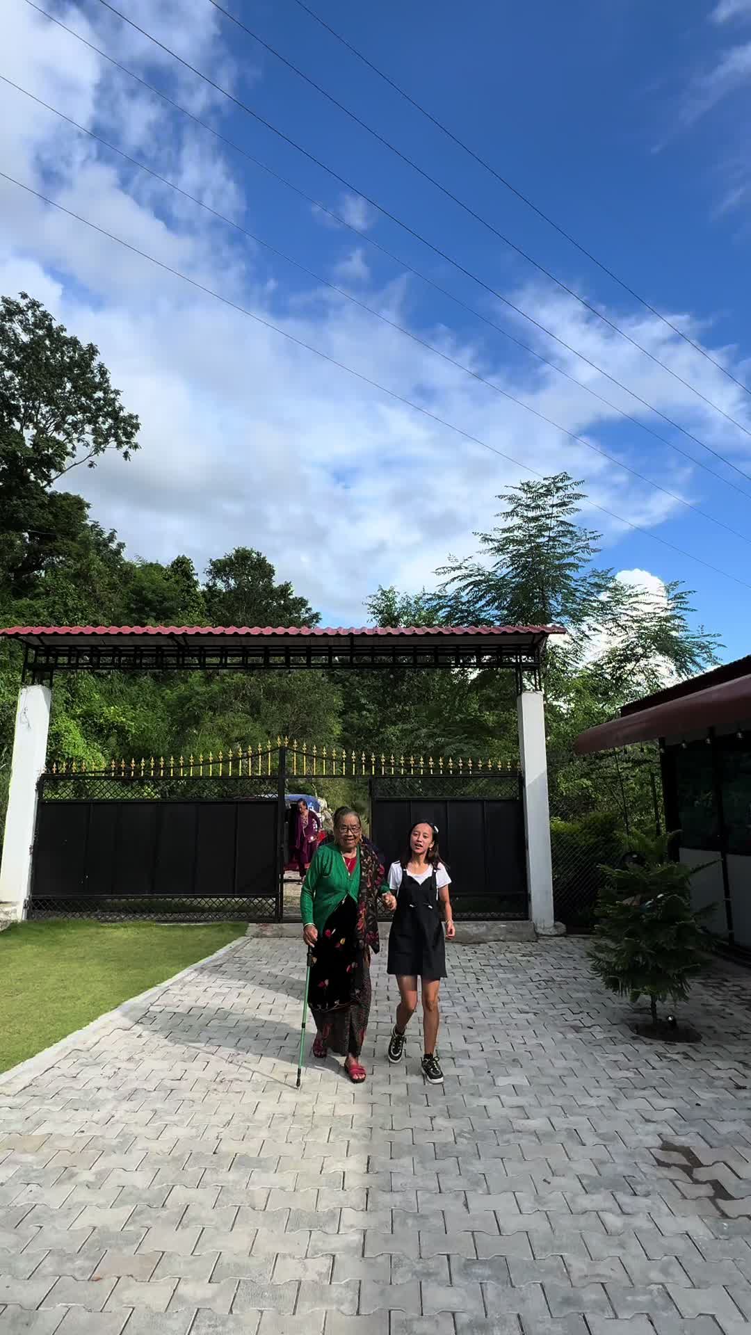@Yangchen khentsun
