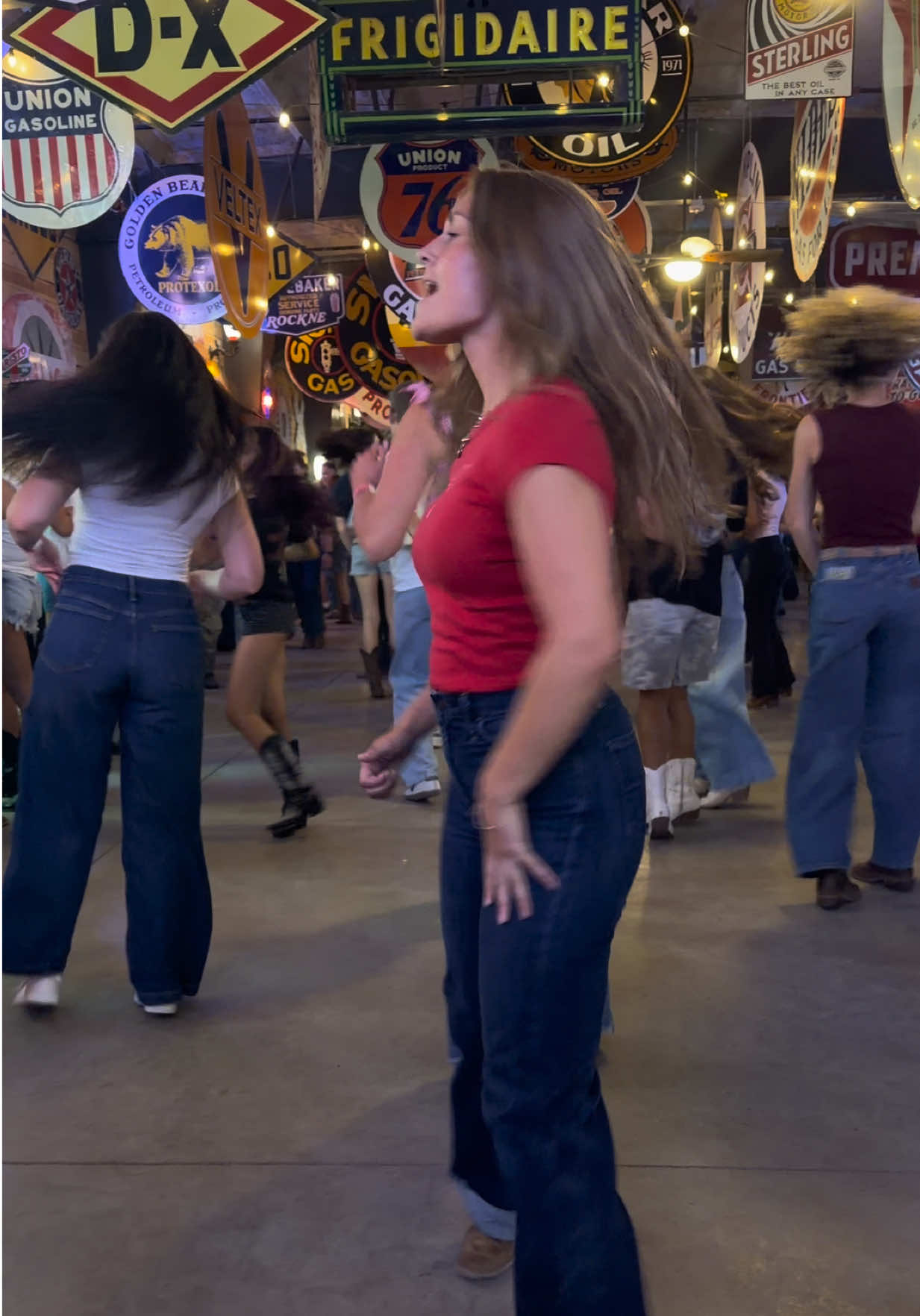 @SwinginDanceCo