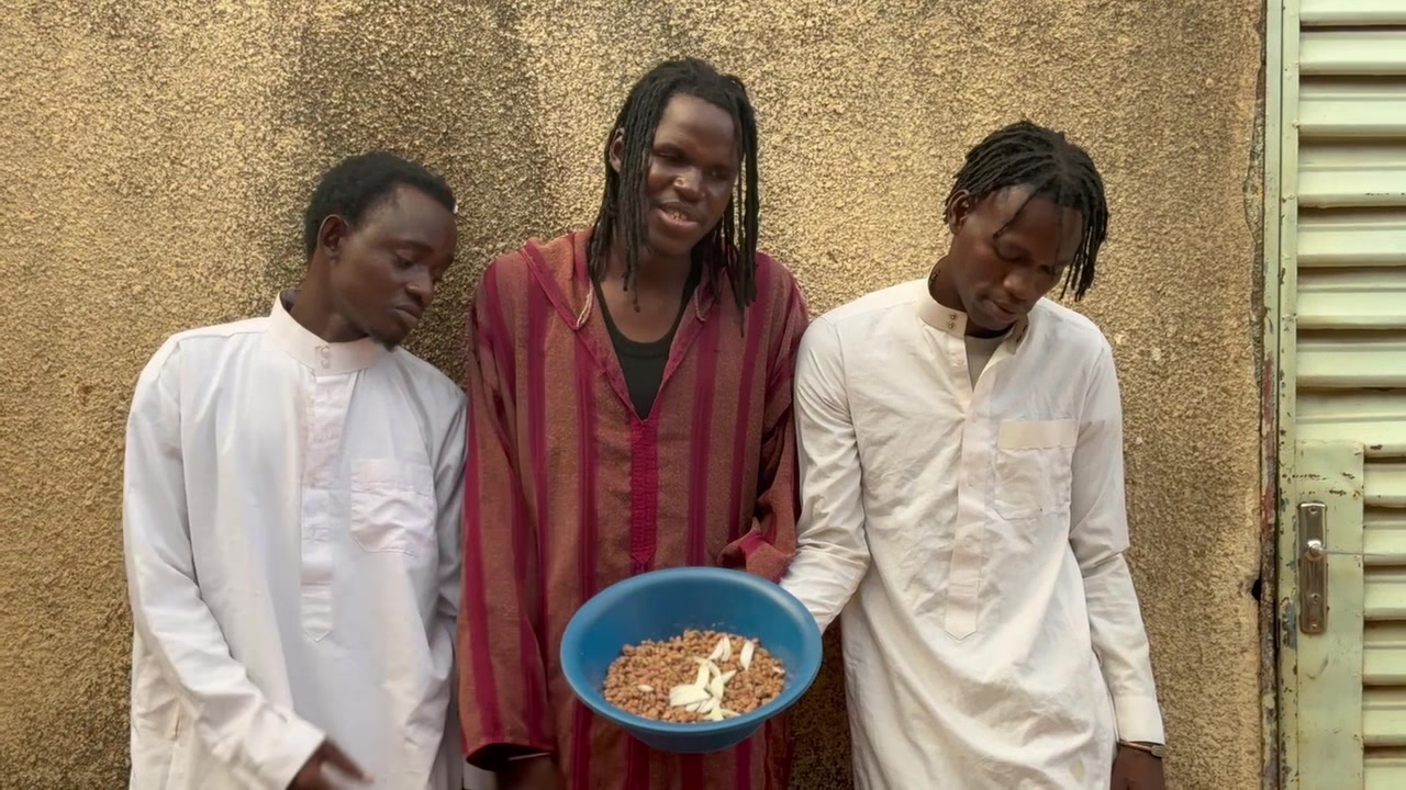 @Siguida Môgôsèbew Mah ka boura
