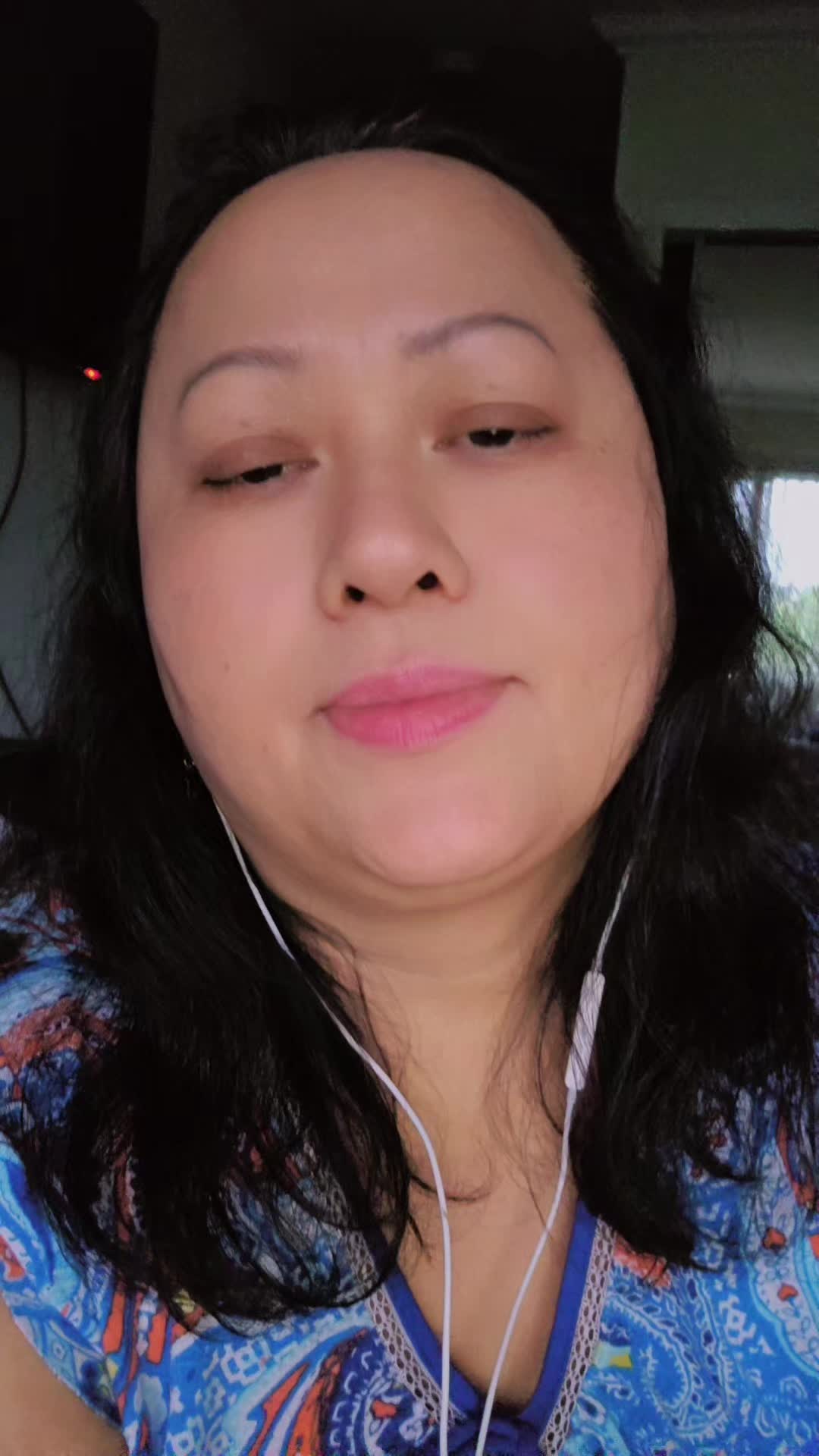 @Lucille Valderama Ga