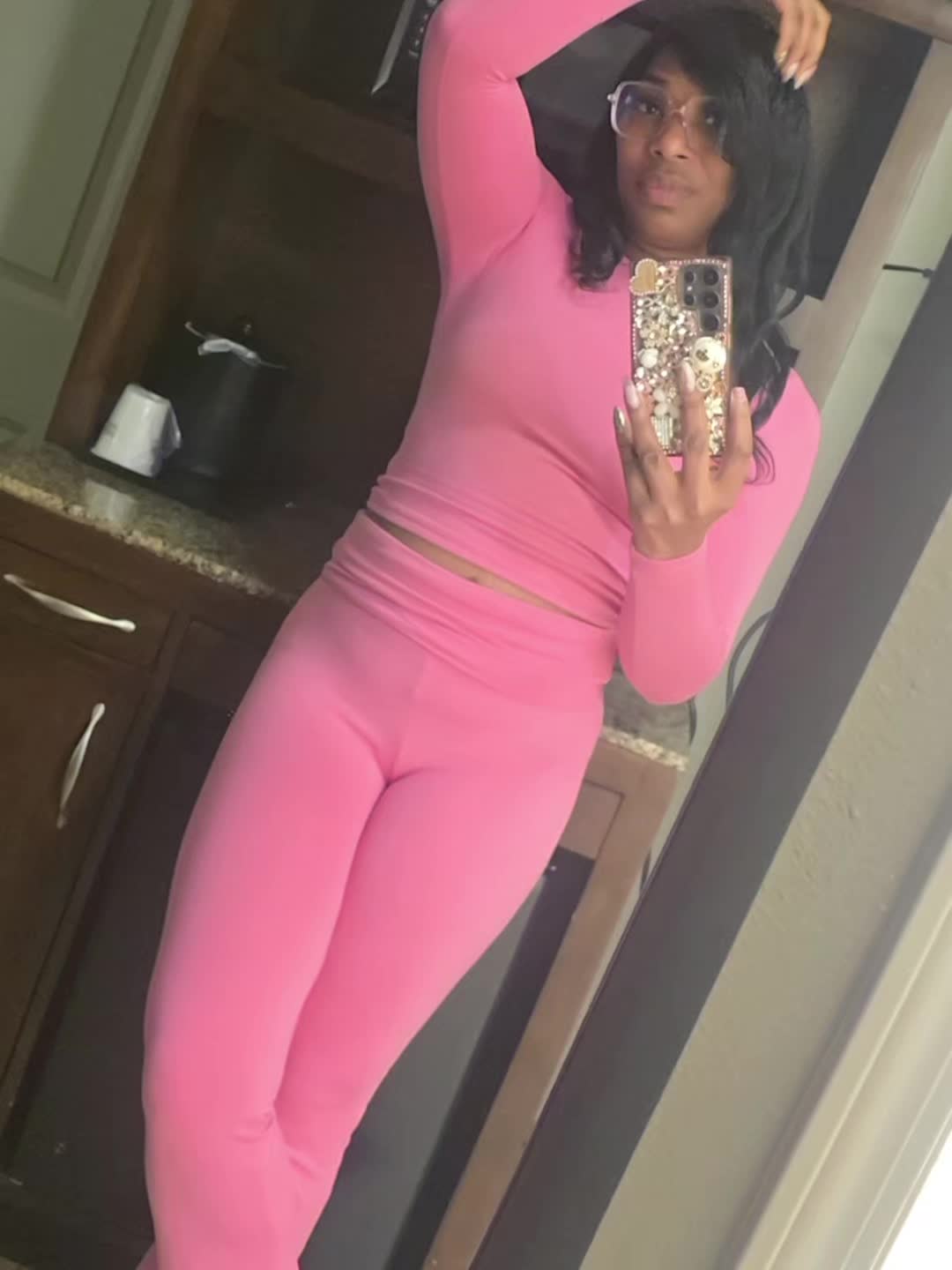 @Sherietoo_much