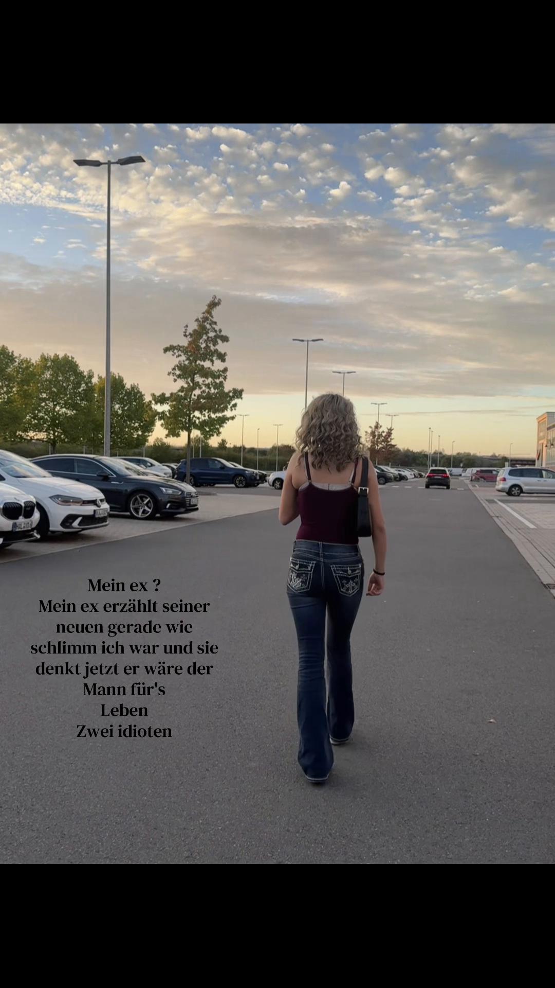 @𝓒𝓲𝓪𝓻𝓪❦