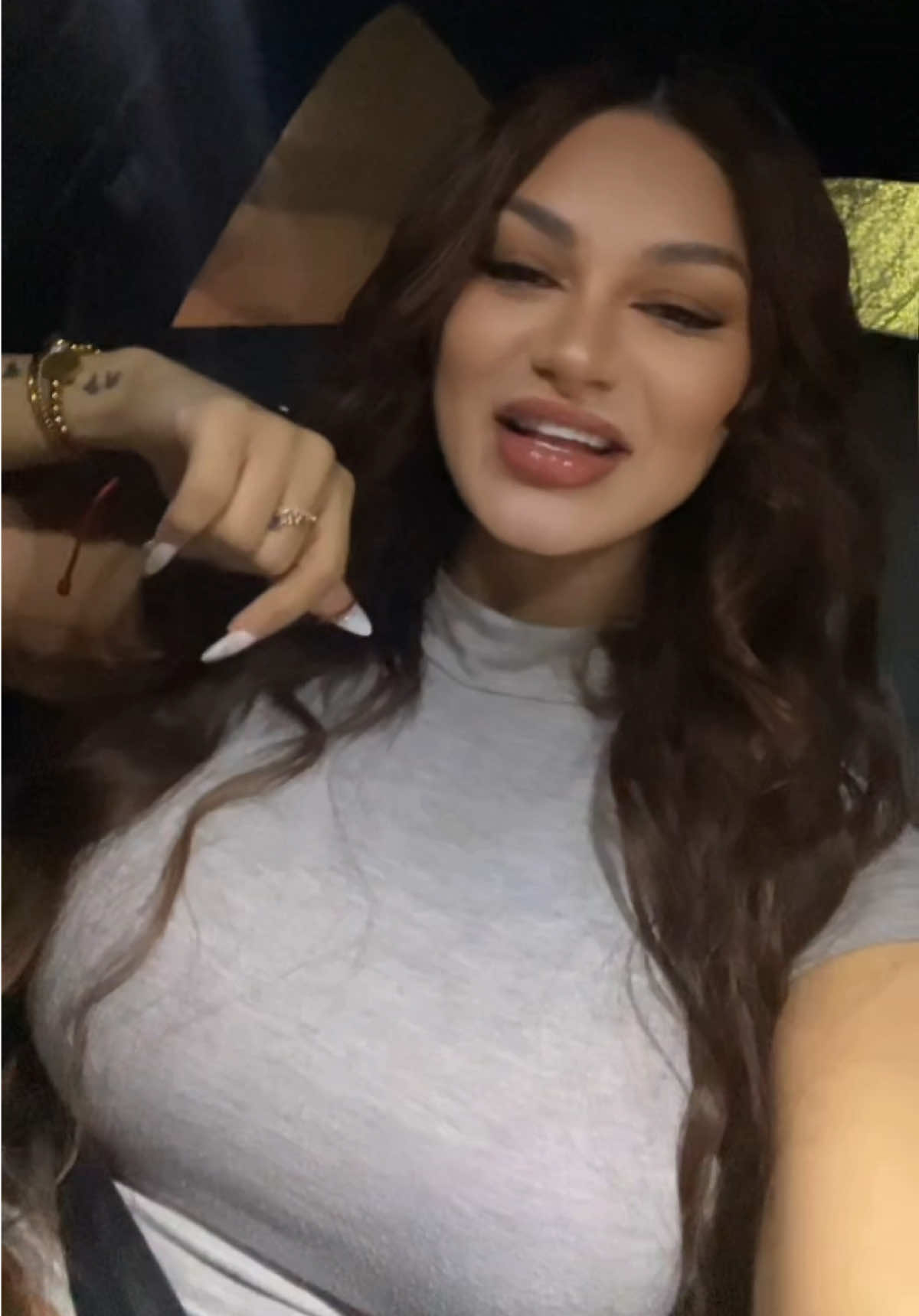 @Z C