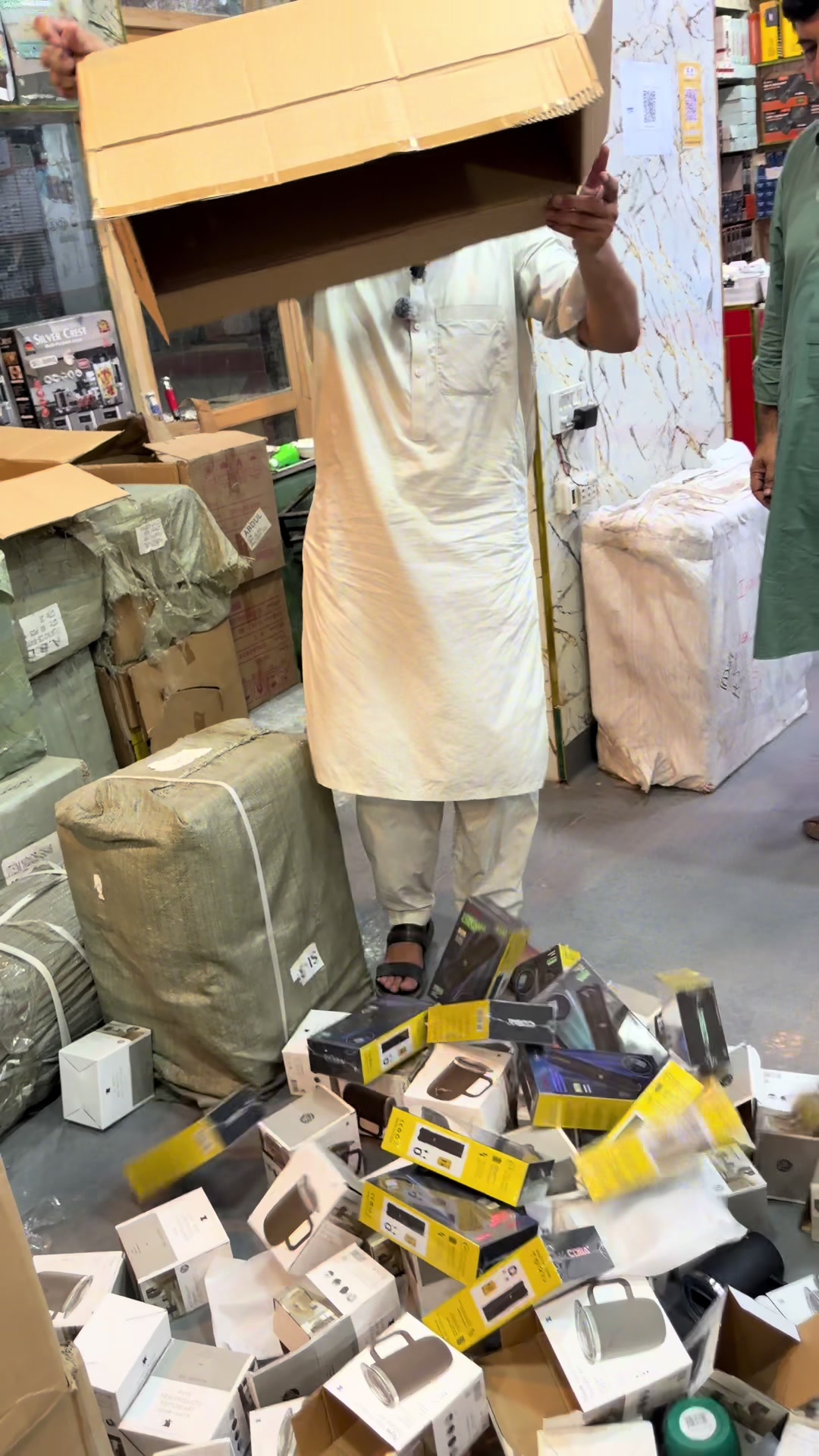 @Kamran Traders Peshawar