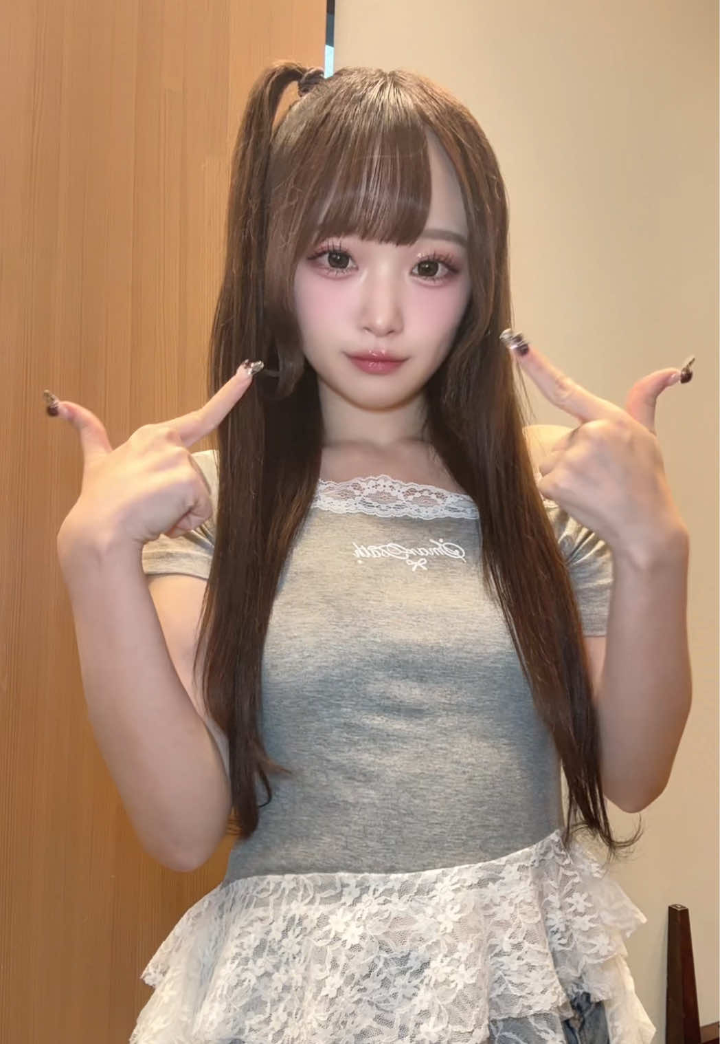 @にしのありさ