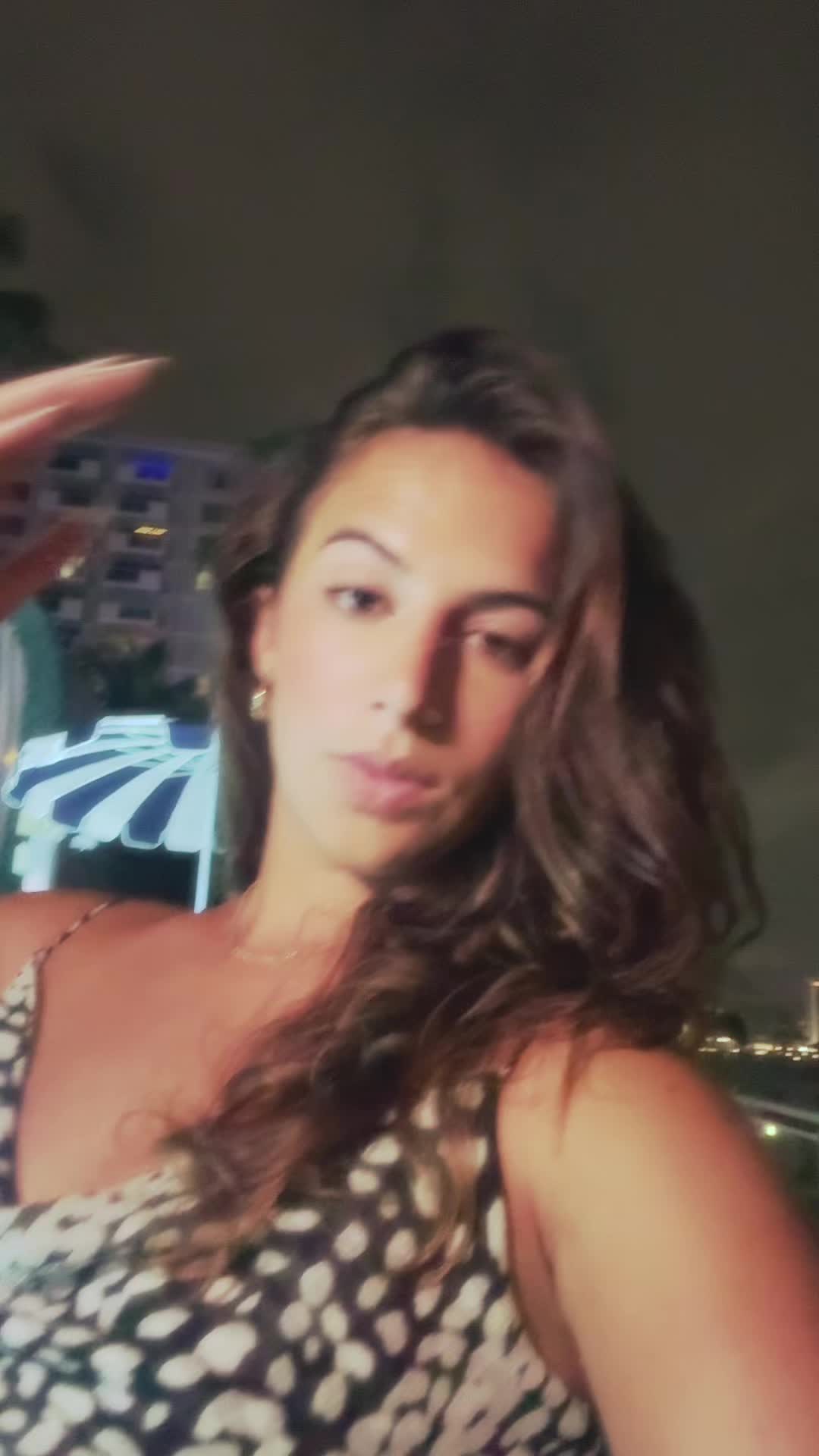 @Isa