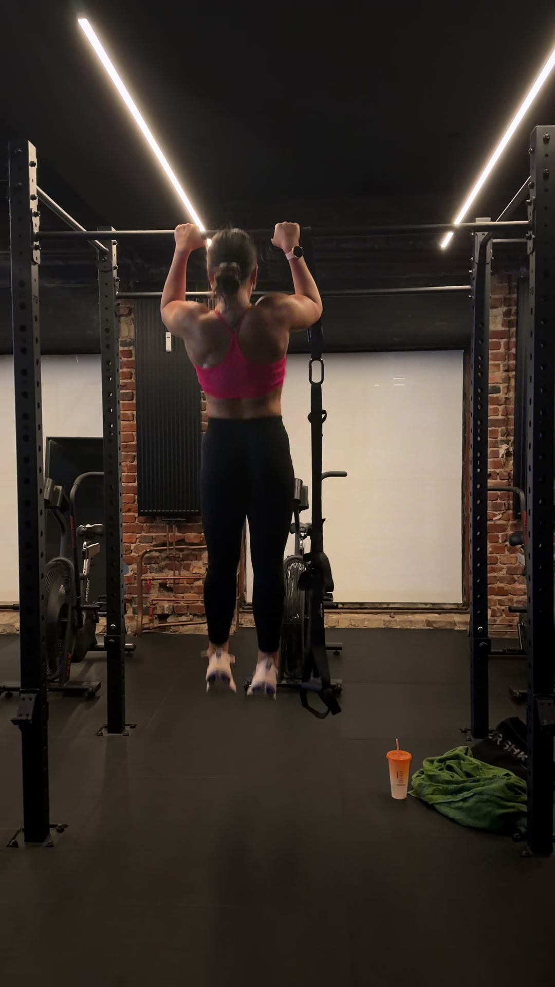 @Laramarieconrads