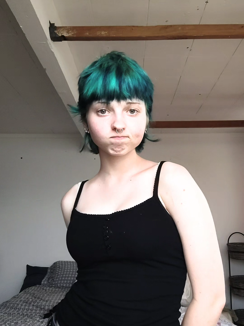 @REM_MER