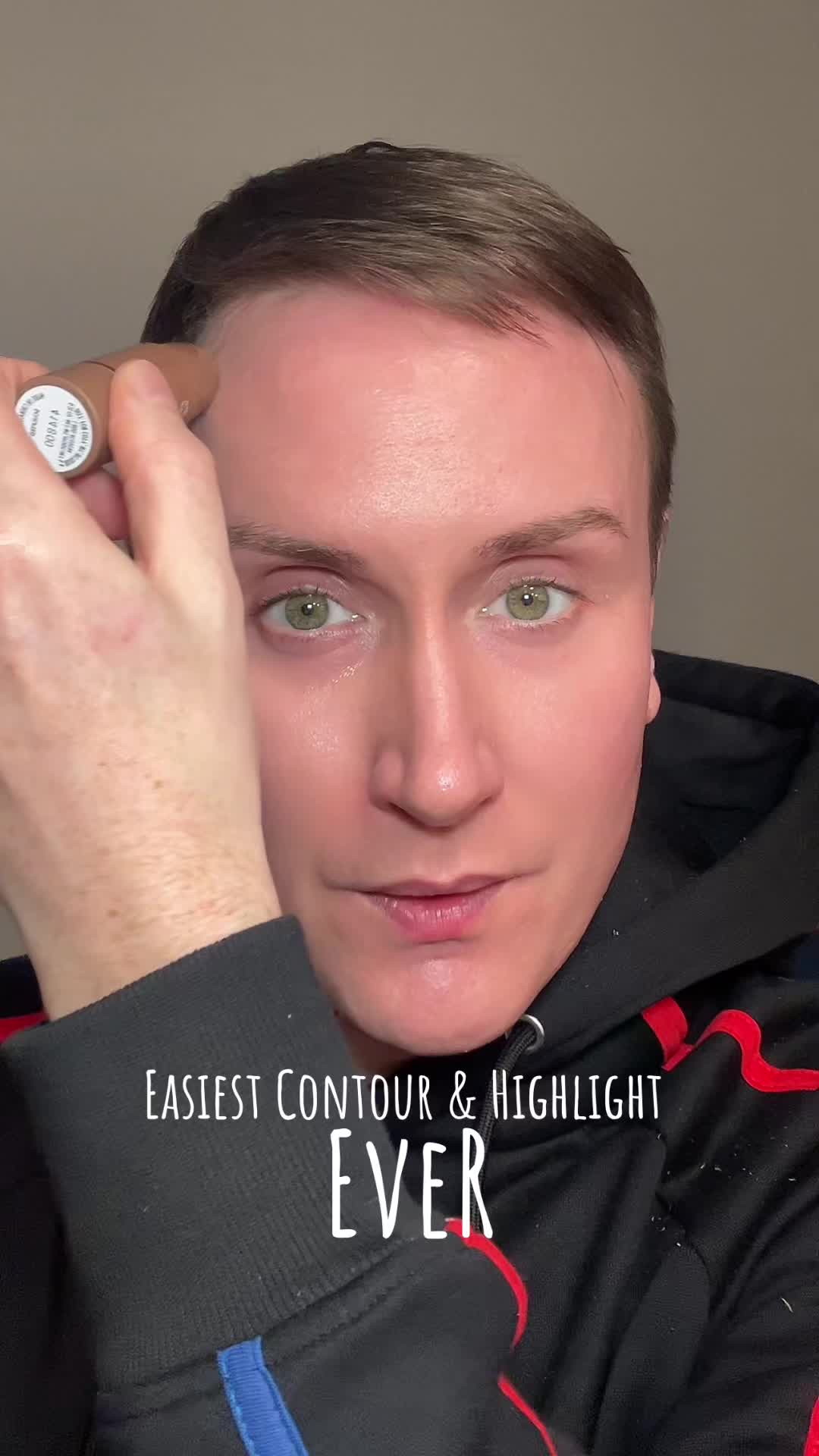 @Mister.makeupartist (Trevor)