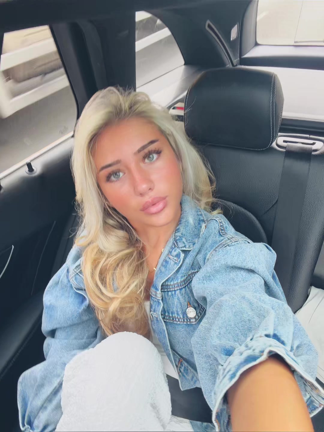 @𝐅𝐫𝐚𝐧𝐤𝐢𝐞 𝐞𝐥𝐥𝐚