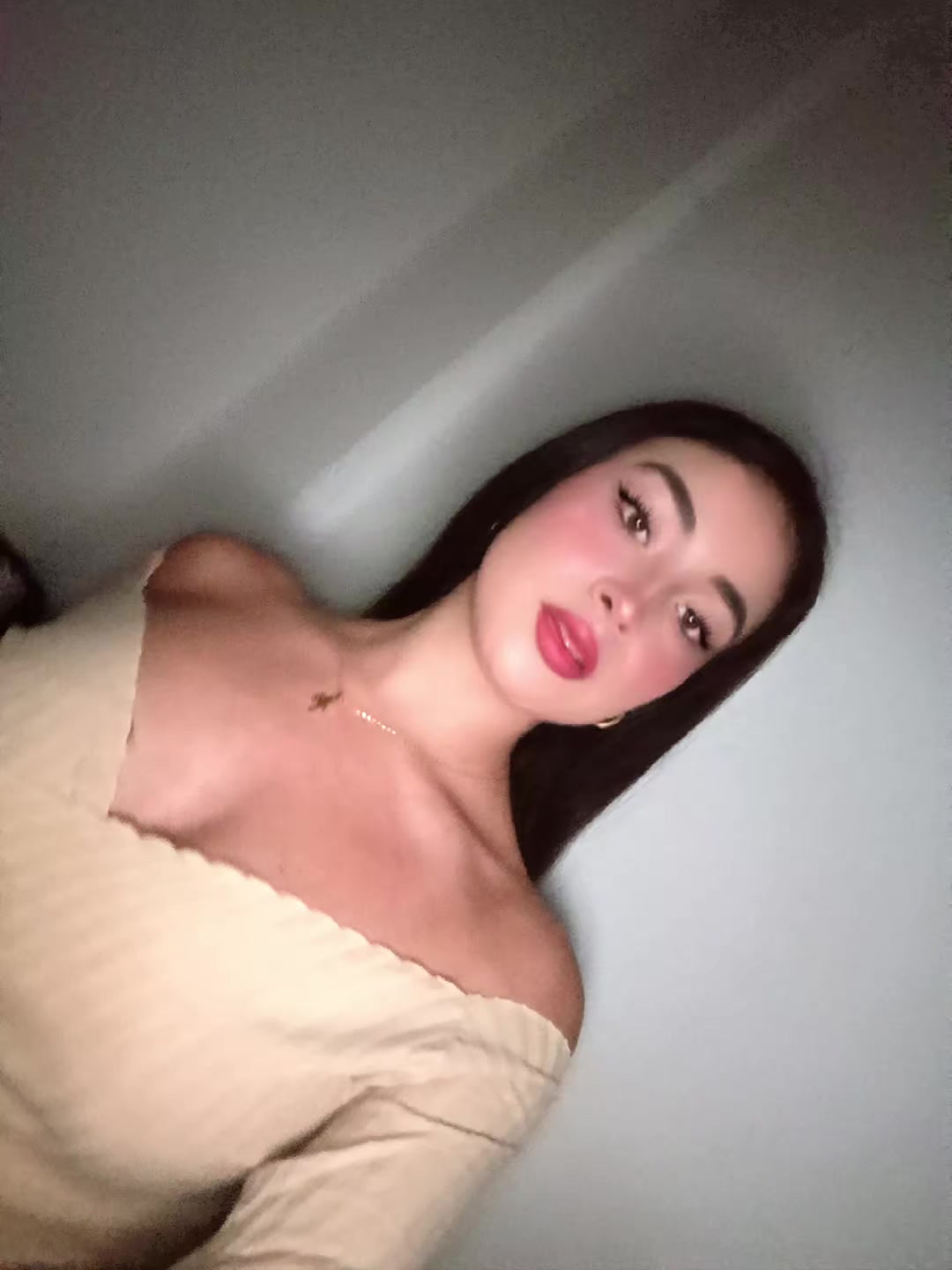 @Val 🪷.