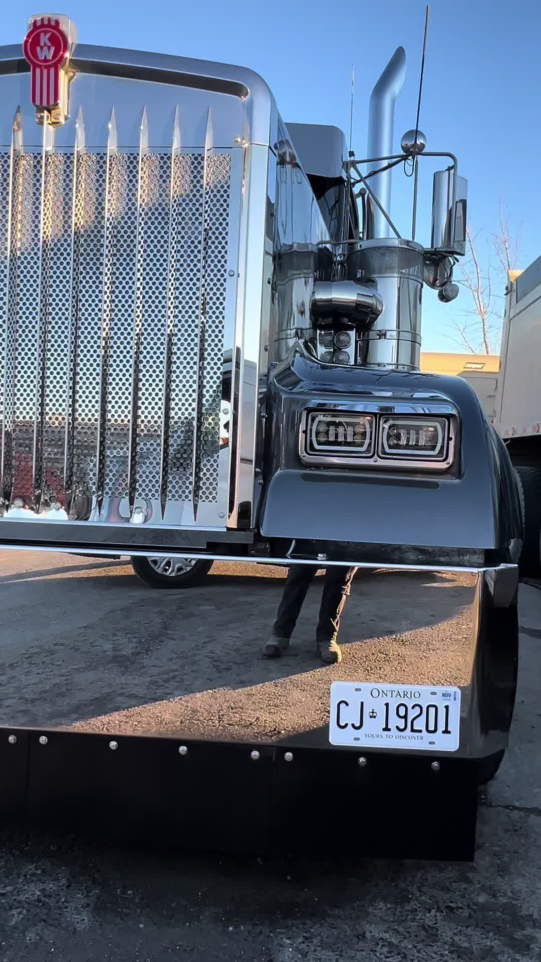 @HAULNSHINE