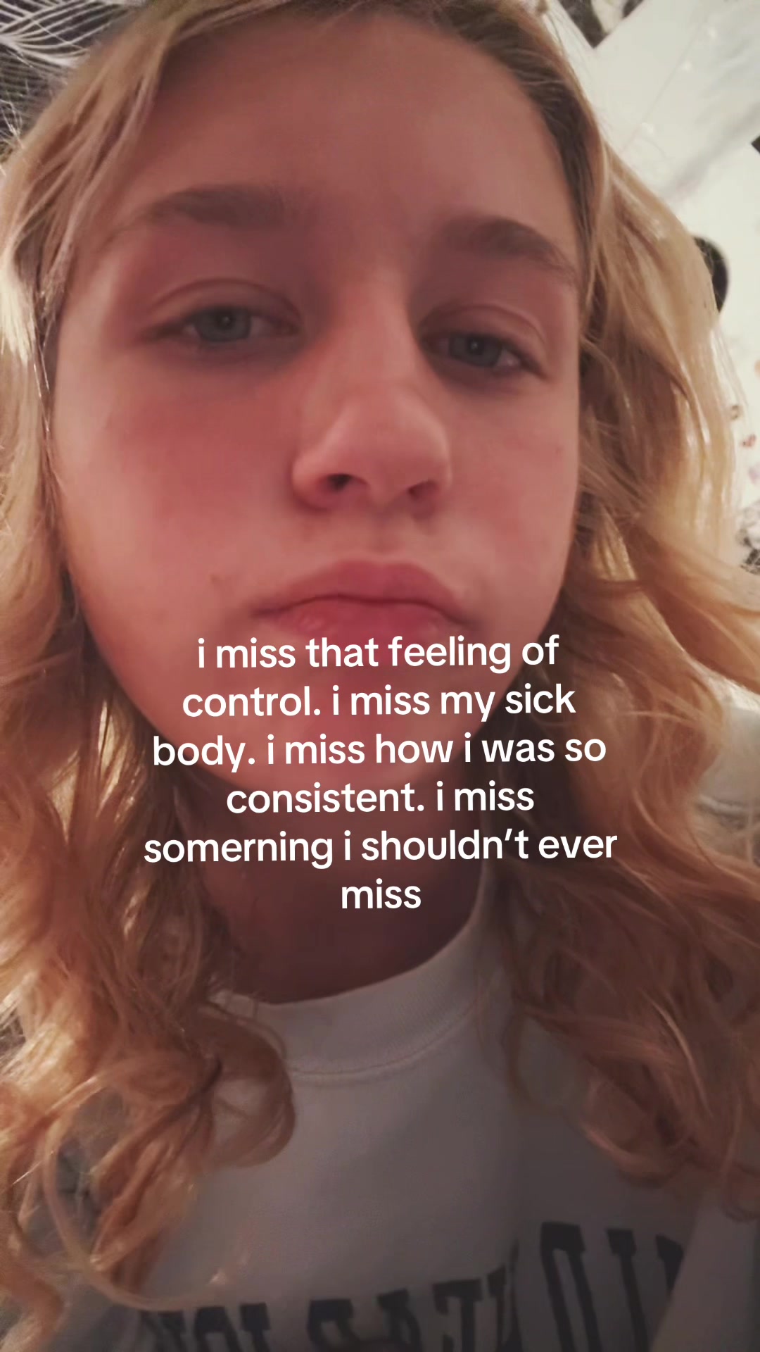 @༺♰༻