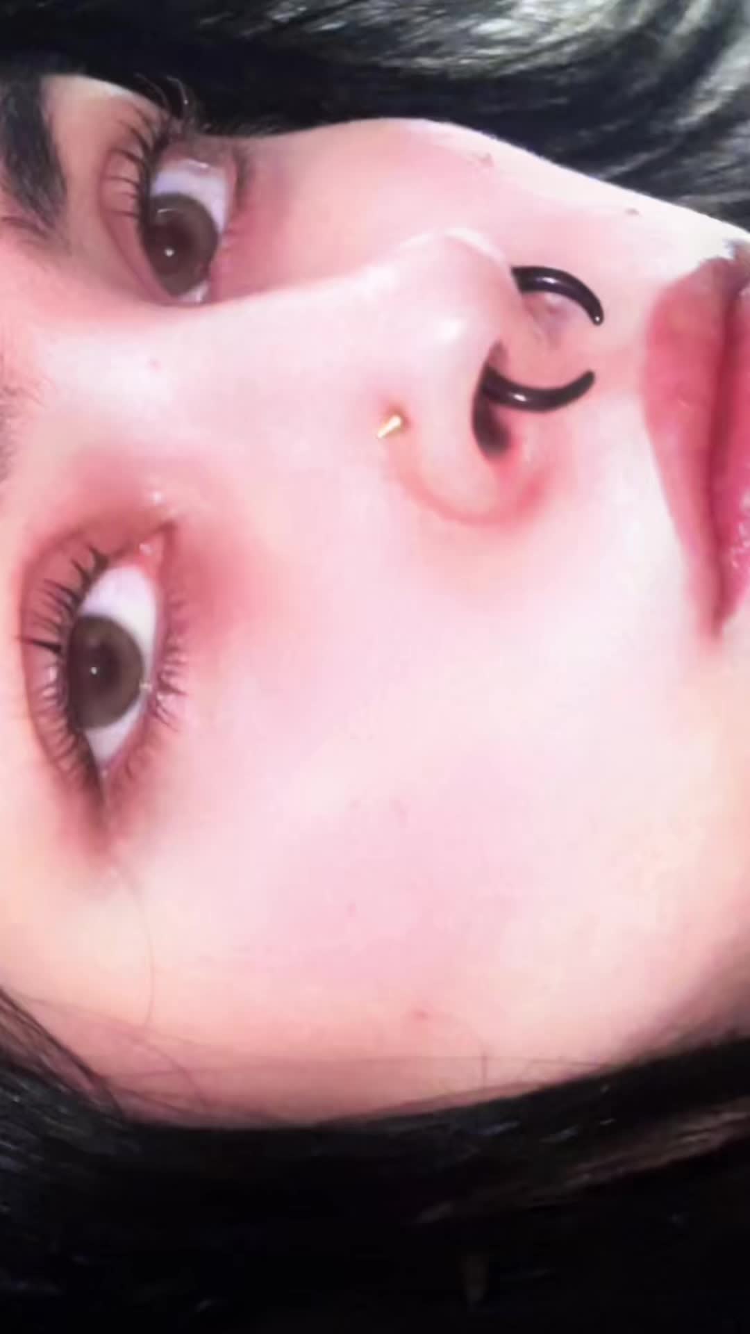 @bella