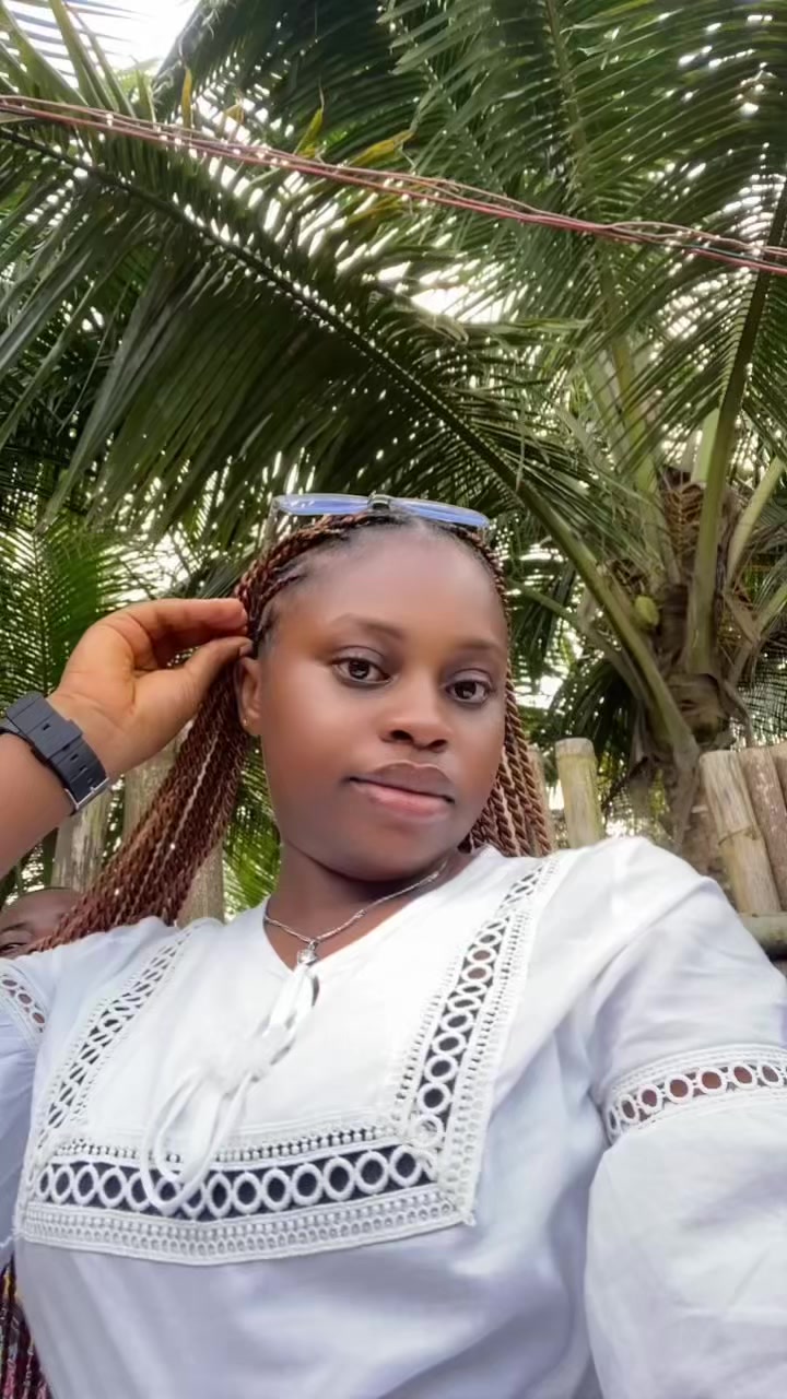 @Your Favorite Girl ❤️🥰🌺