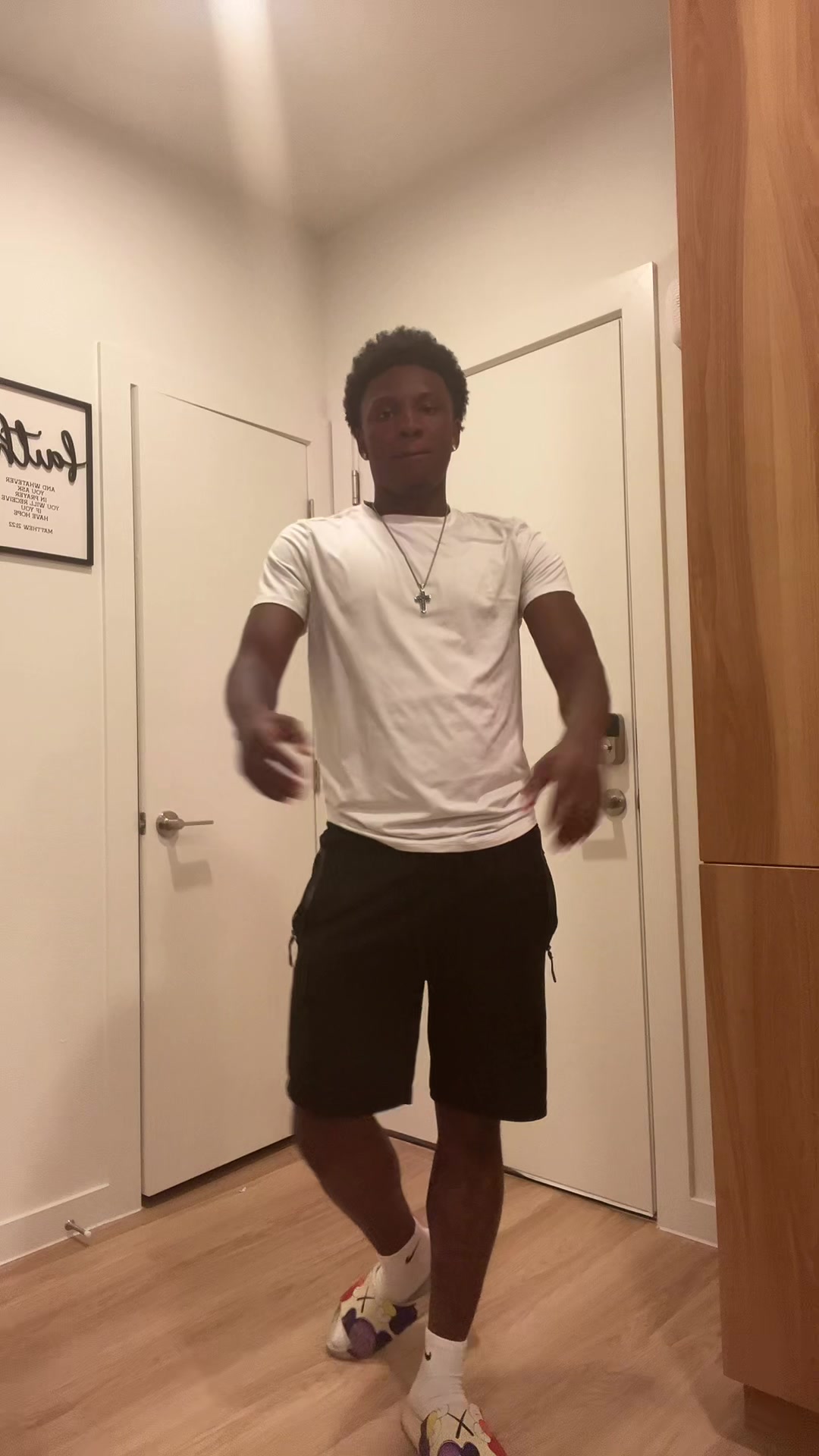 @useruno