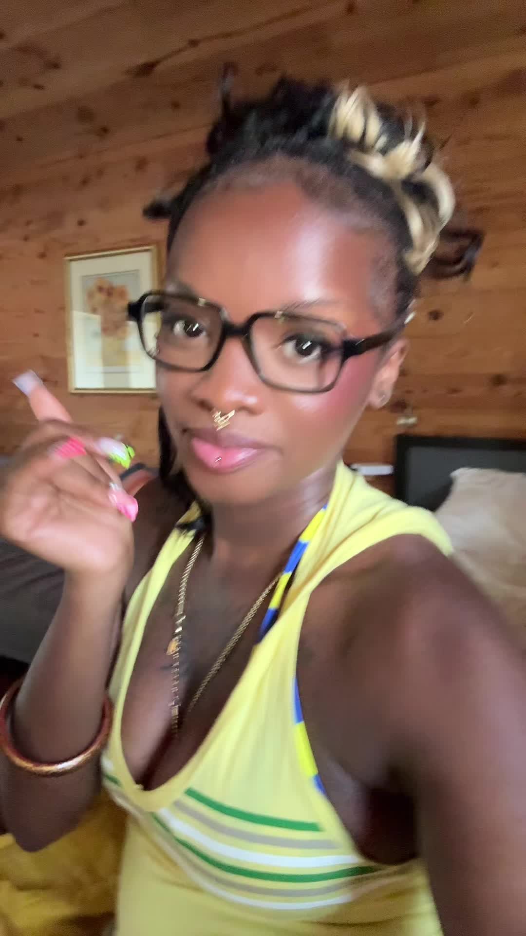 @evilfemmelesbian
