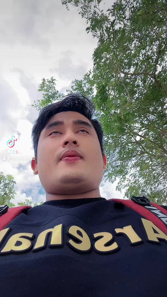 @Santos ❤️ thapa