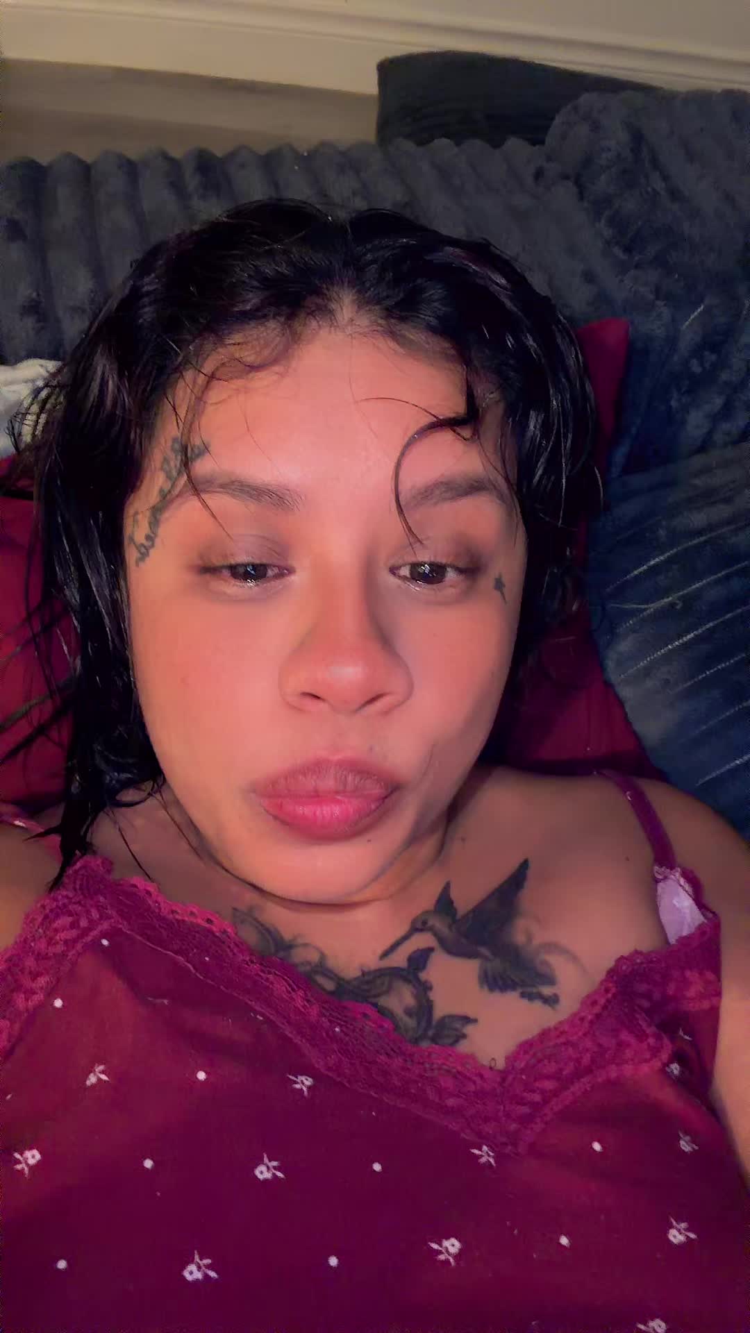 @lalalopez