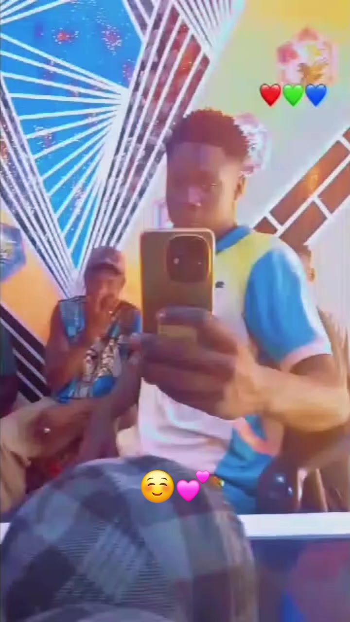 @vhjj