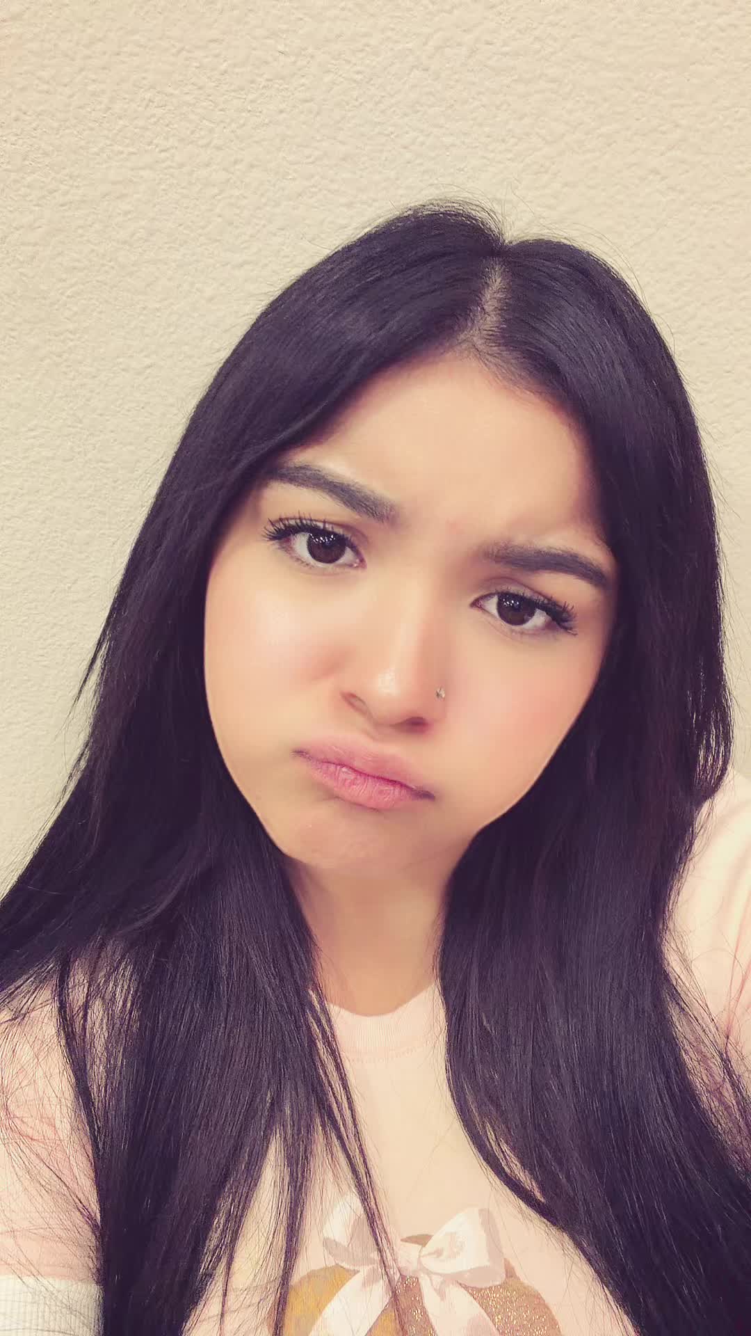 @arielala