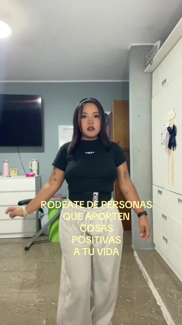 @ANA🦋
