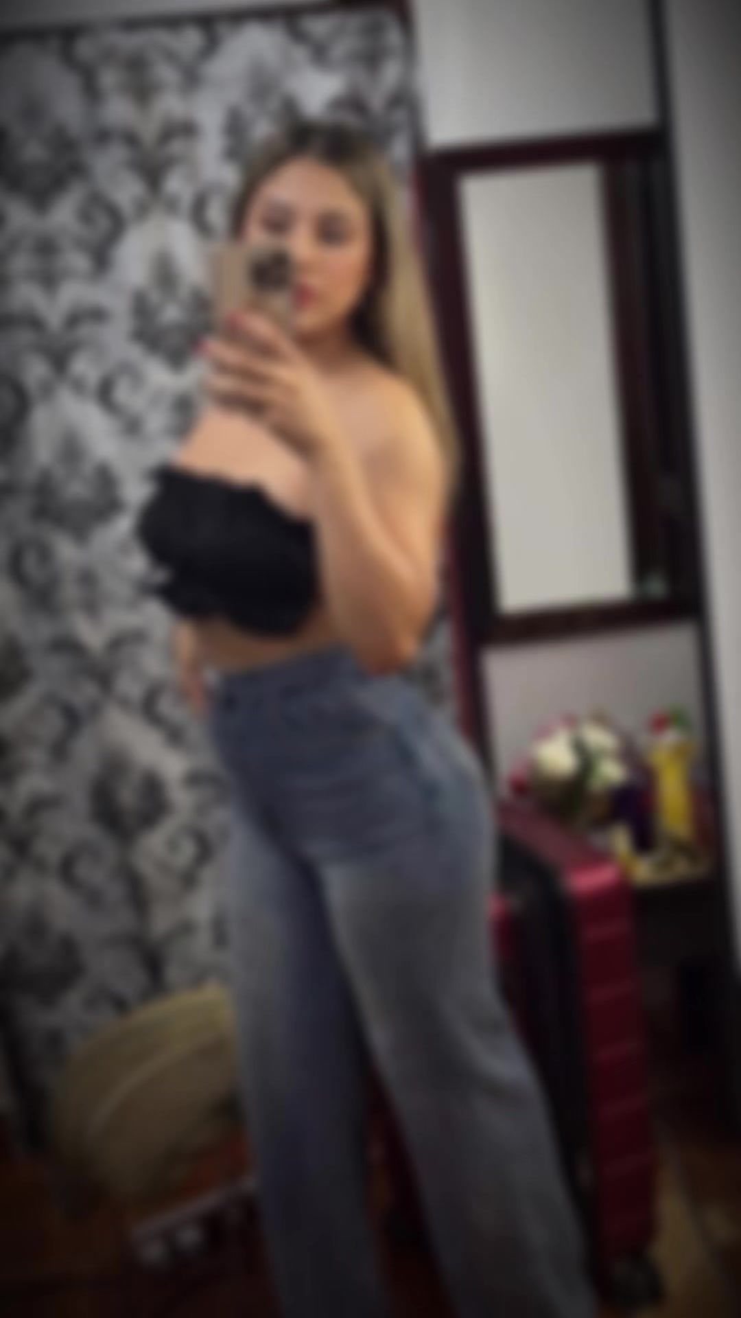 @Itzelv0916