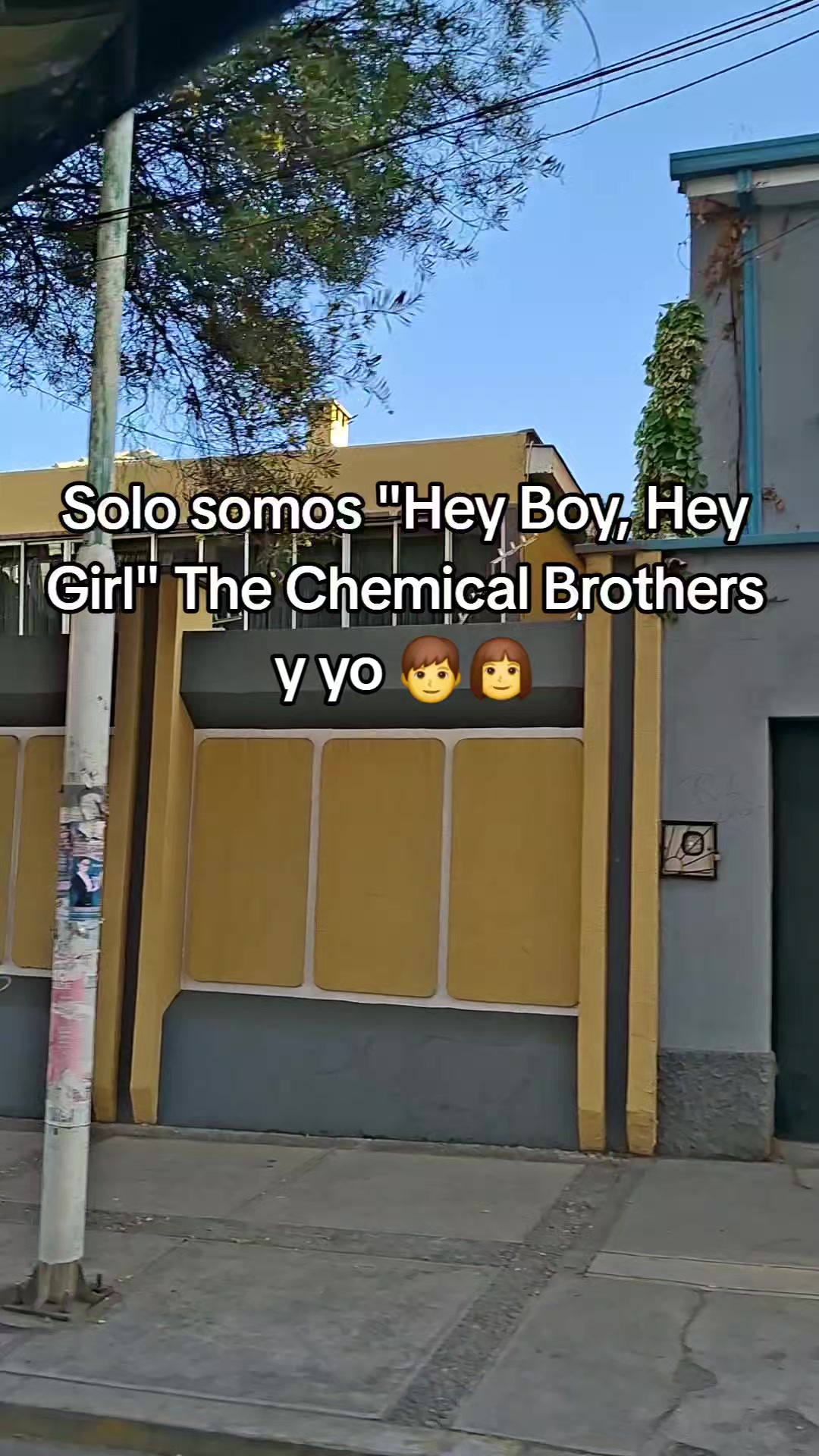 @Solo somos "..." y yo