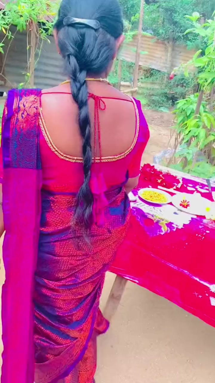 @Nikshi Ammu 🦋👑💫