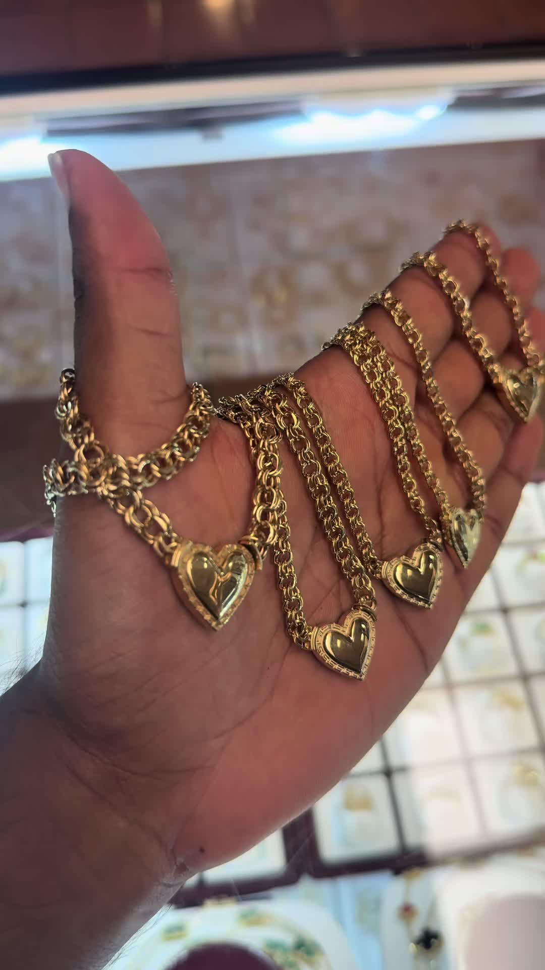 @AliJewelers