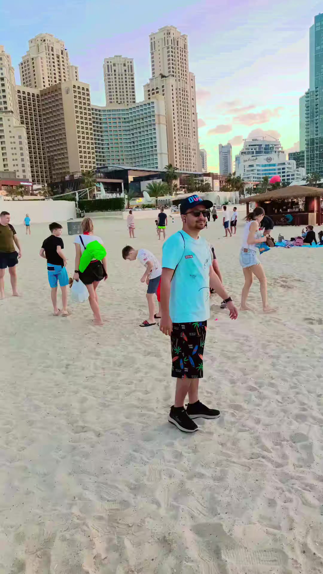 @DUBAI Boy 🇦🇪