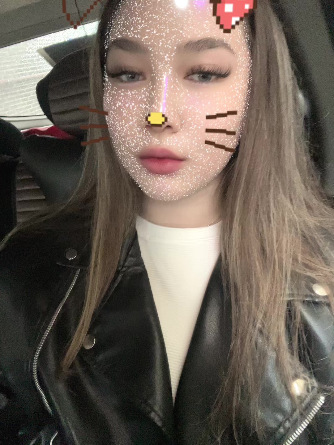 @𝕽