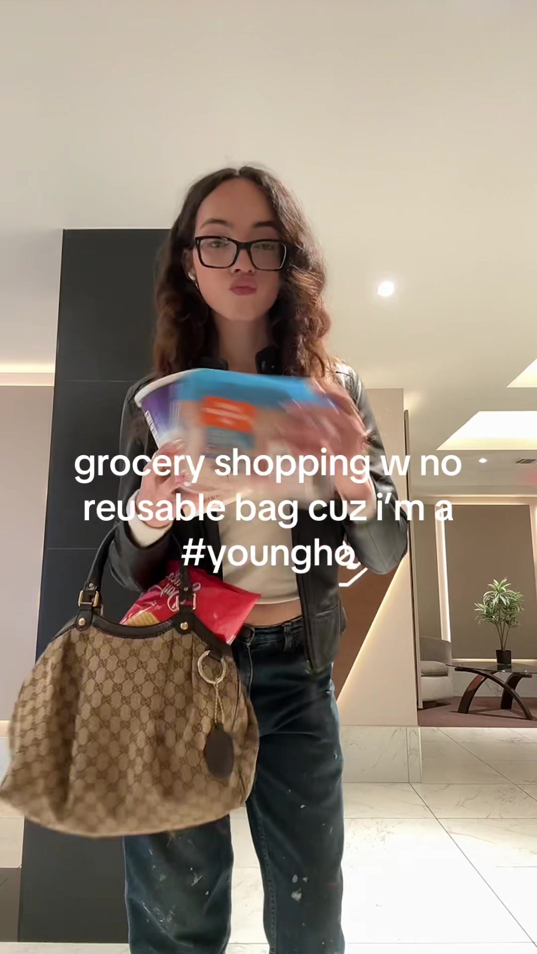 @demi