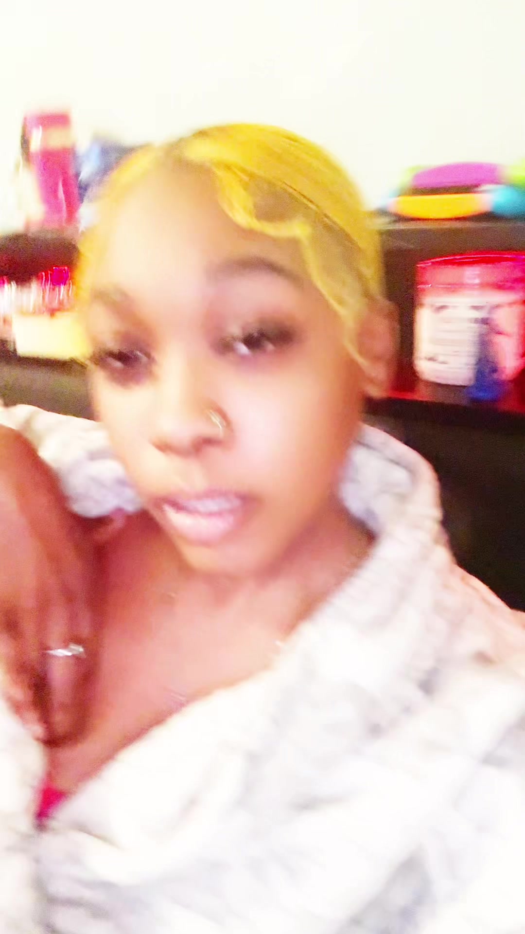 @femaleehendrix__
