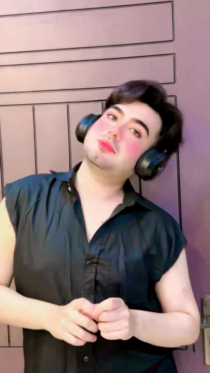 @Cute Boy🥰💯👅🙈
