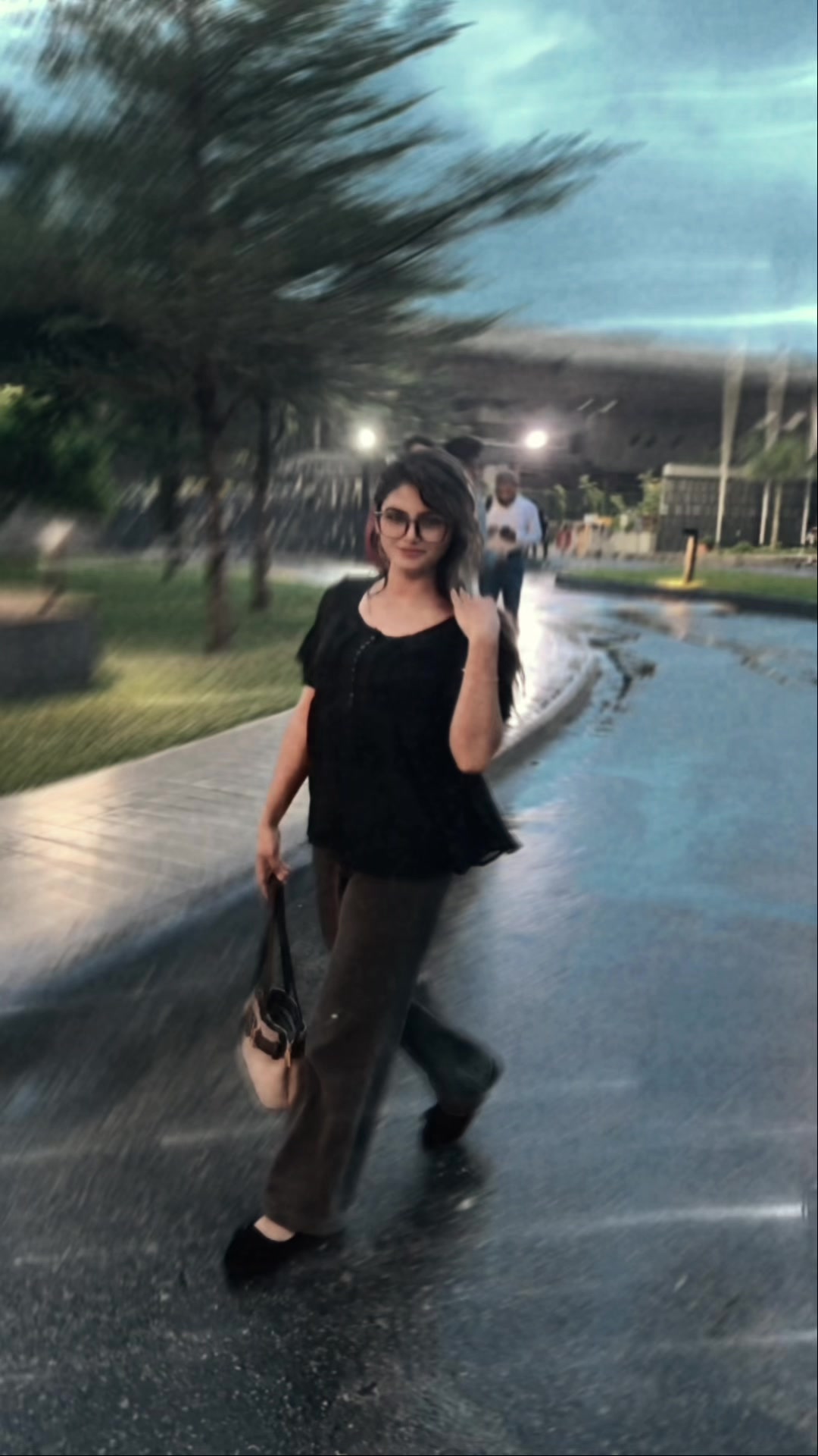 @🦋мєнυ(মেহু)🌹