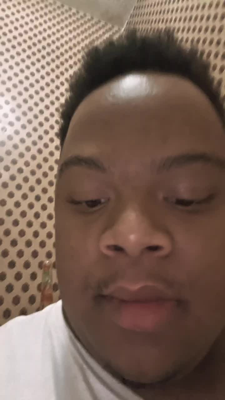 @MANNGUM BELLLLLAWRENCE