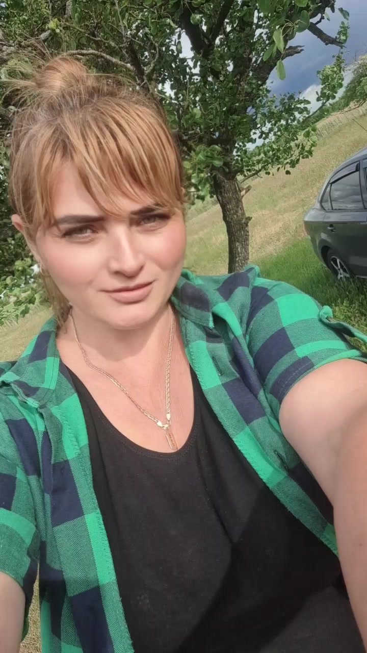 @Девчуля