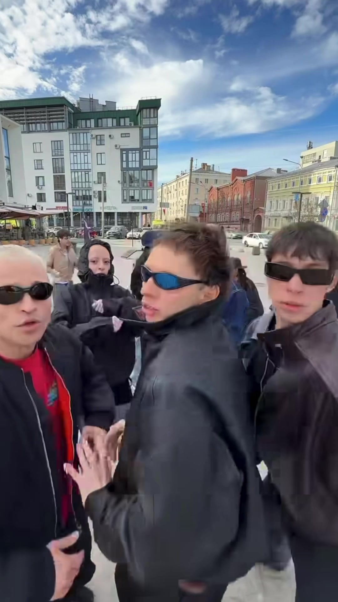 @Лёша Летучий